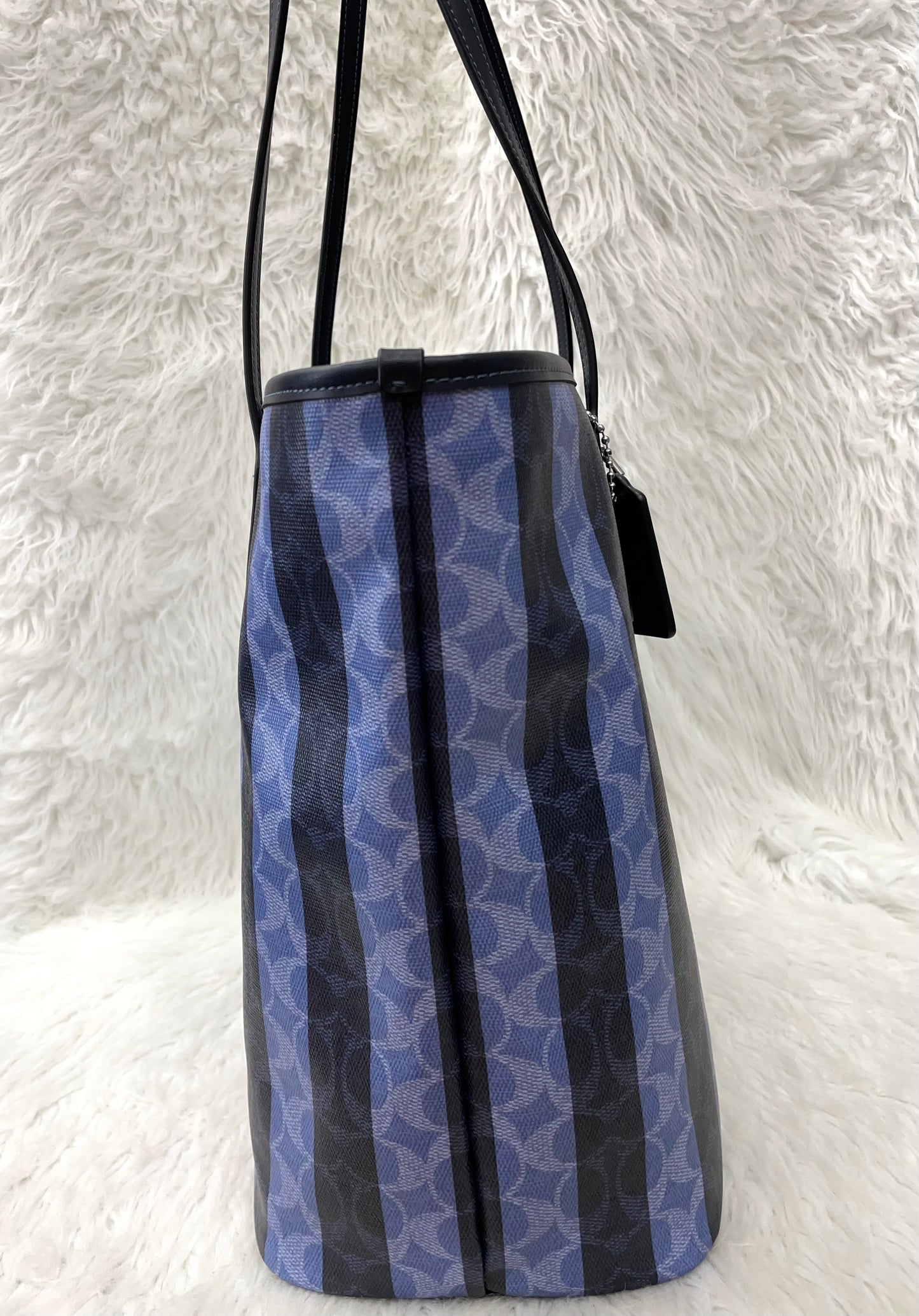 TOTE DESIGNER by COACH In BLUE, Size: LARGE