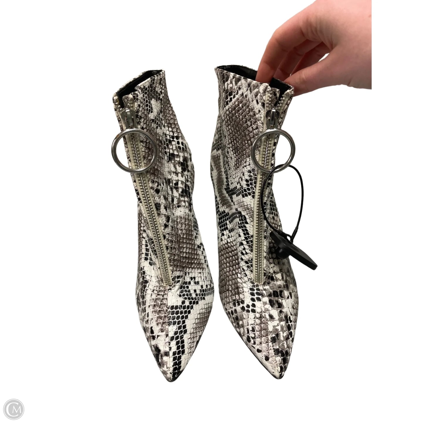 Boots Ankle Heels By Venus In Snakeskin Print, Size: 8.5