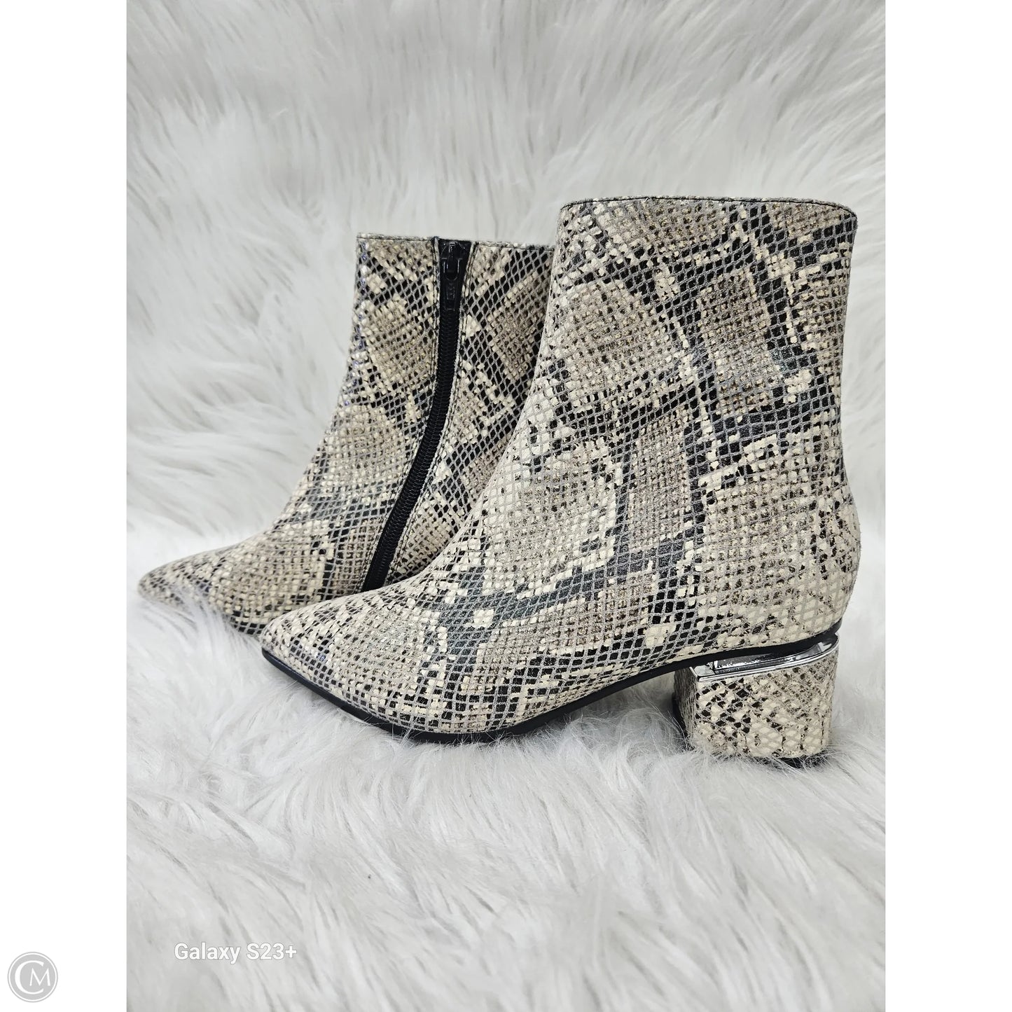 Boots Ankle Heels By Vaneli In Snakeskin Print, Size: 6