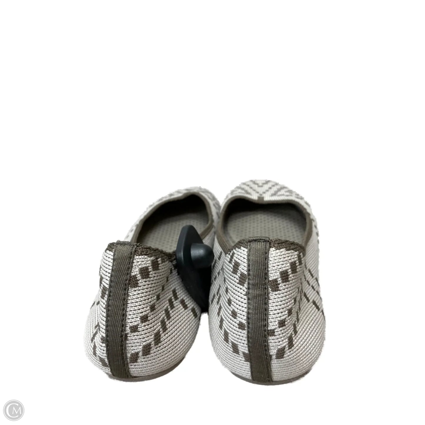 Shoes Flats By Skechers In Tan, Size: 6.5