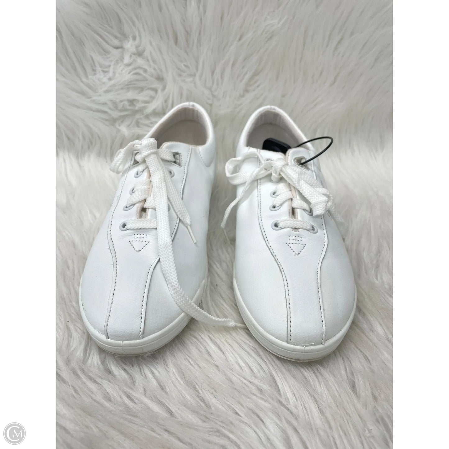Shoes Sneakers By Easy Spirit In White, Size: 8.5