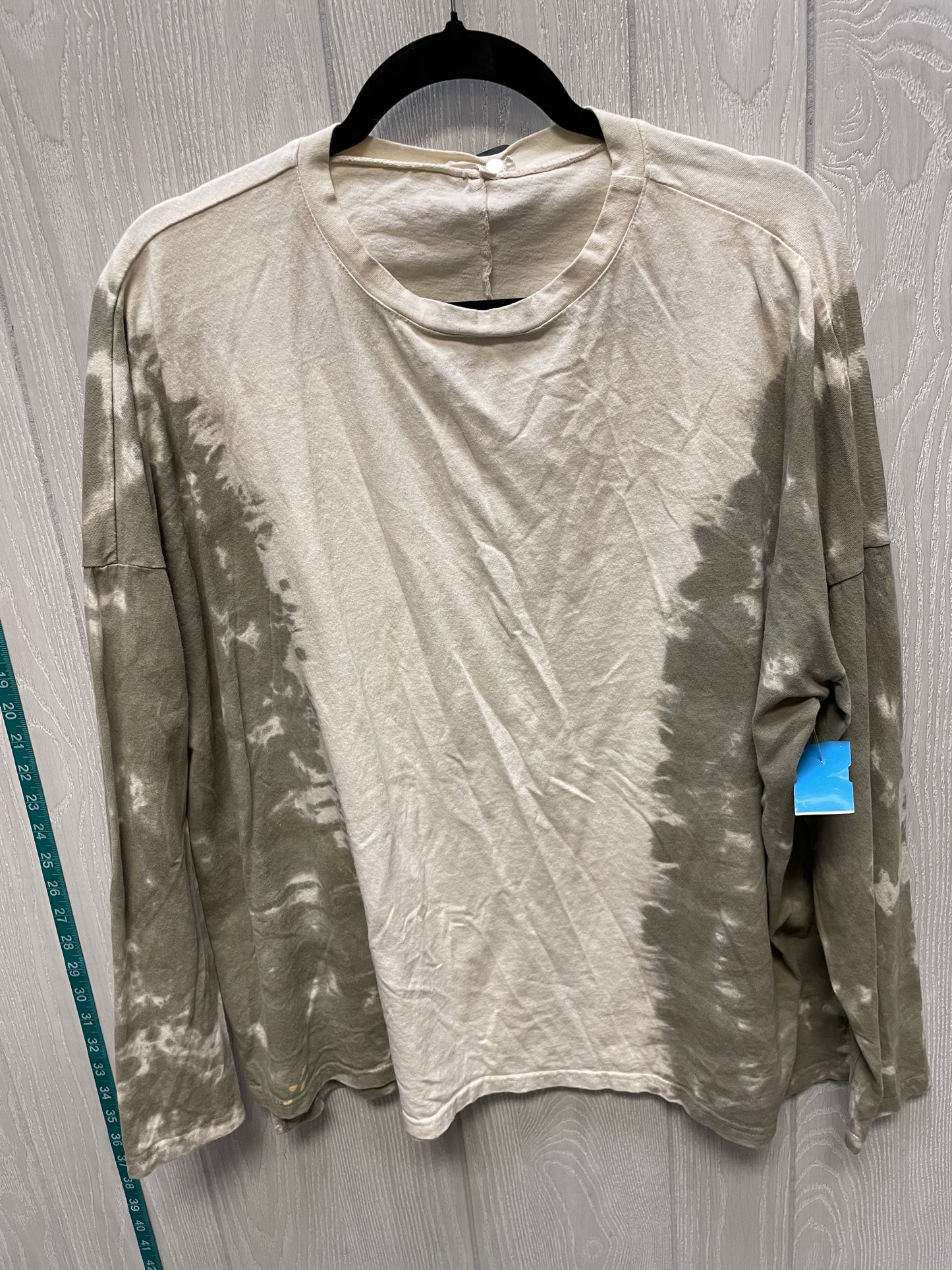 Top Long Sleeve By Easel In Cream & Green, Size: S
