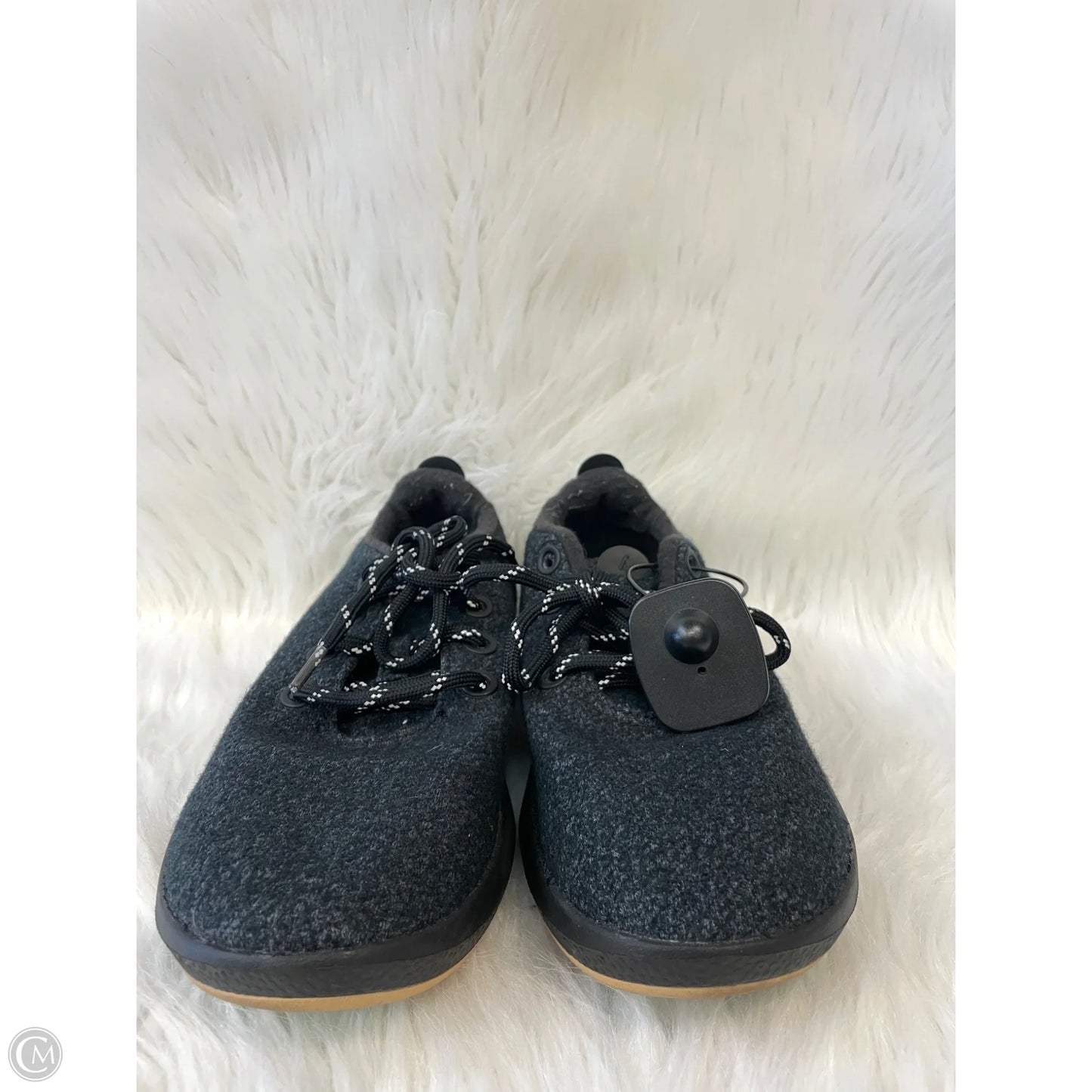 Shoes Sneakers By Allbirds In Grey, Size: 9
