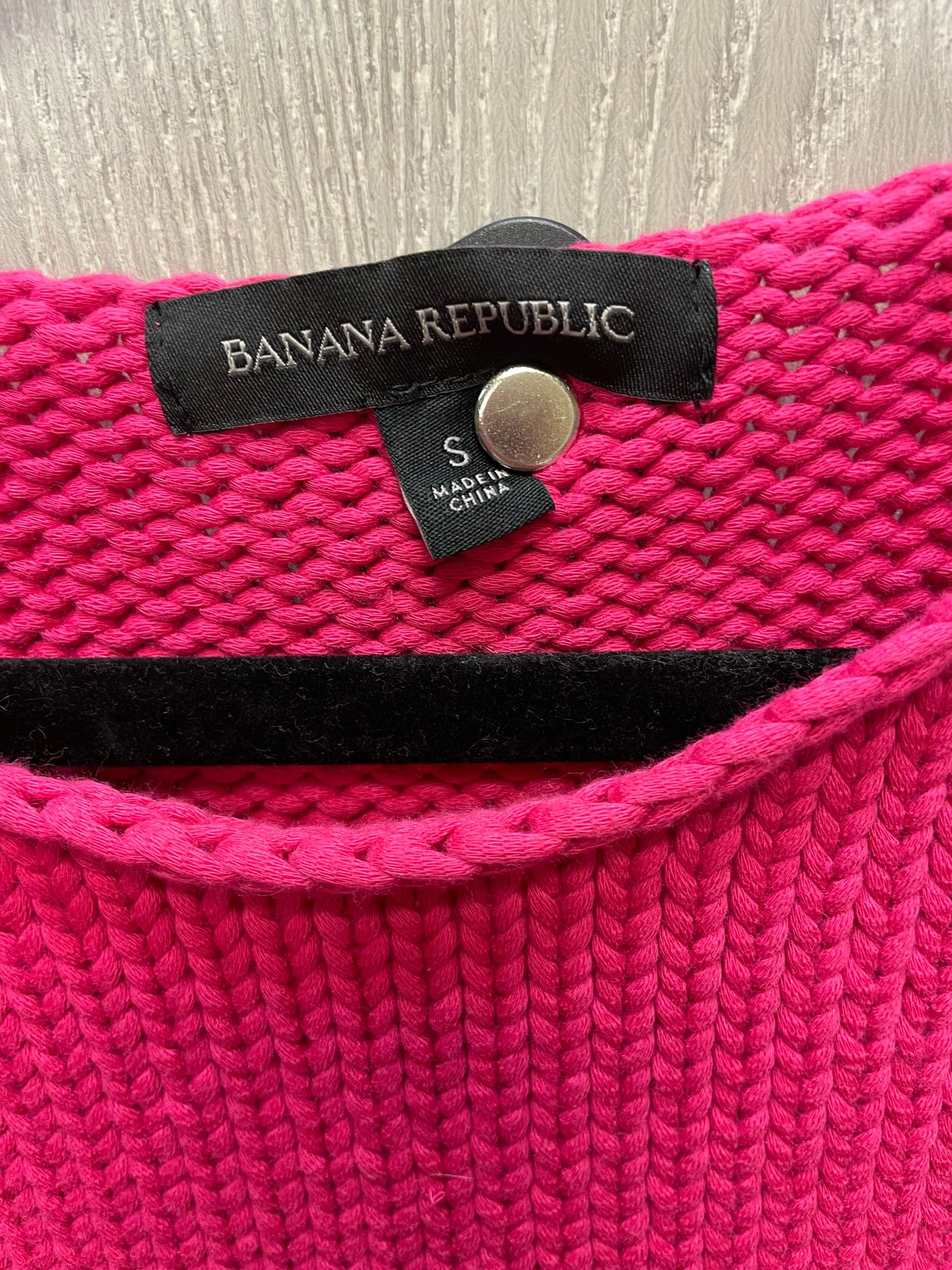 Sweater Short Sleeve By Banana Republic In Pink, Size: S