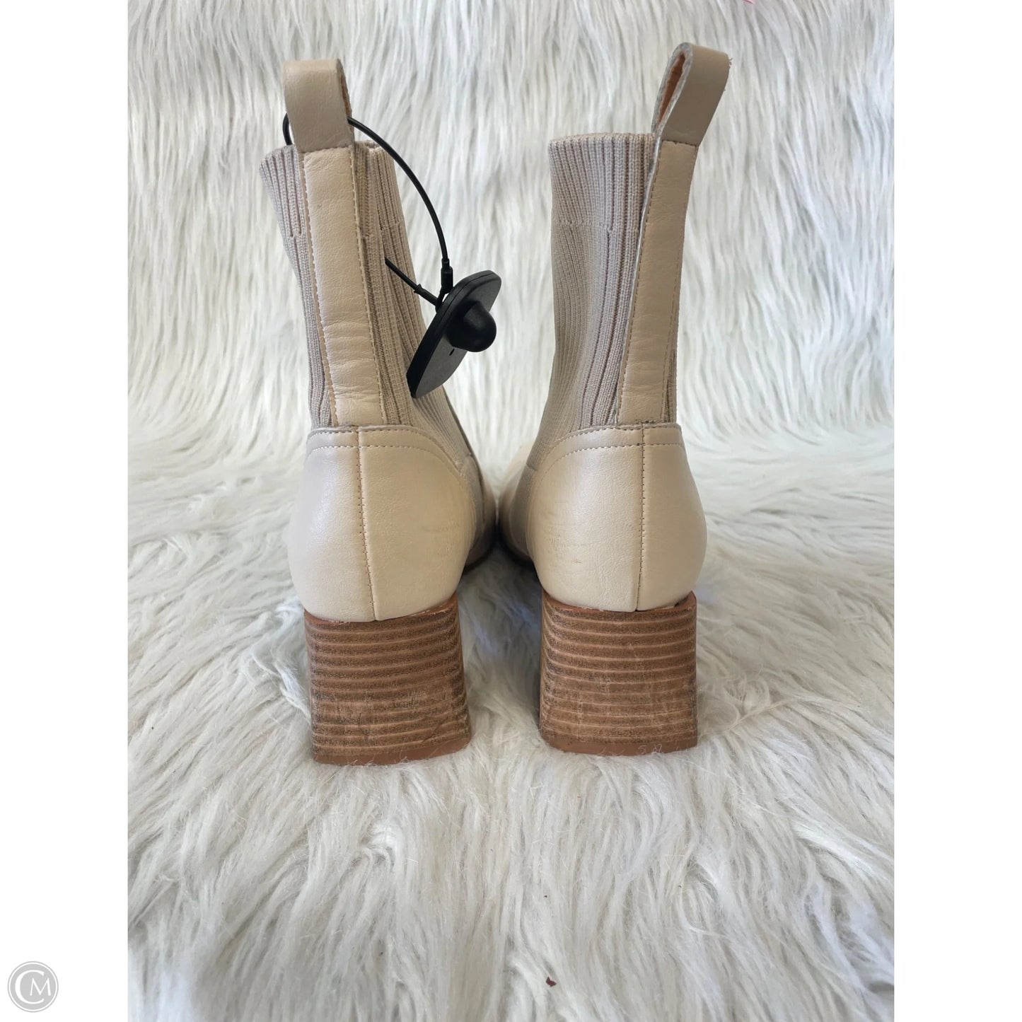 Boots Ankle Heels By Cmc In Cream, Size: 6