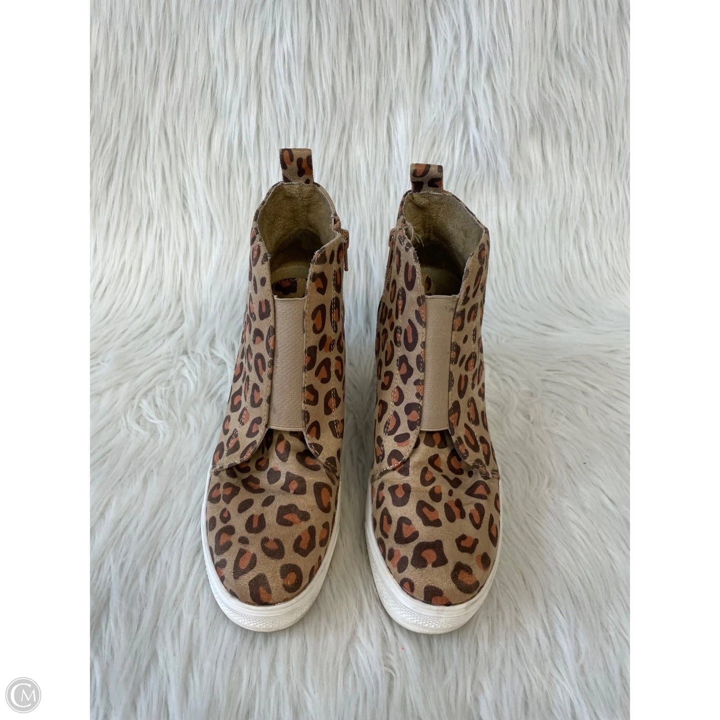 Shoes Sneakers By Serra In Animal Print, Size: 8