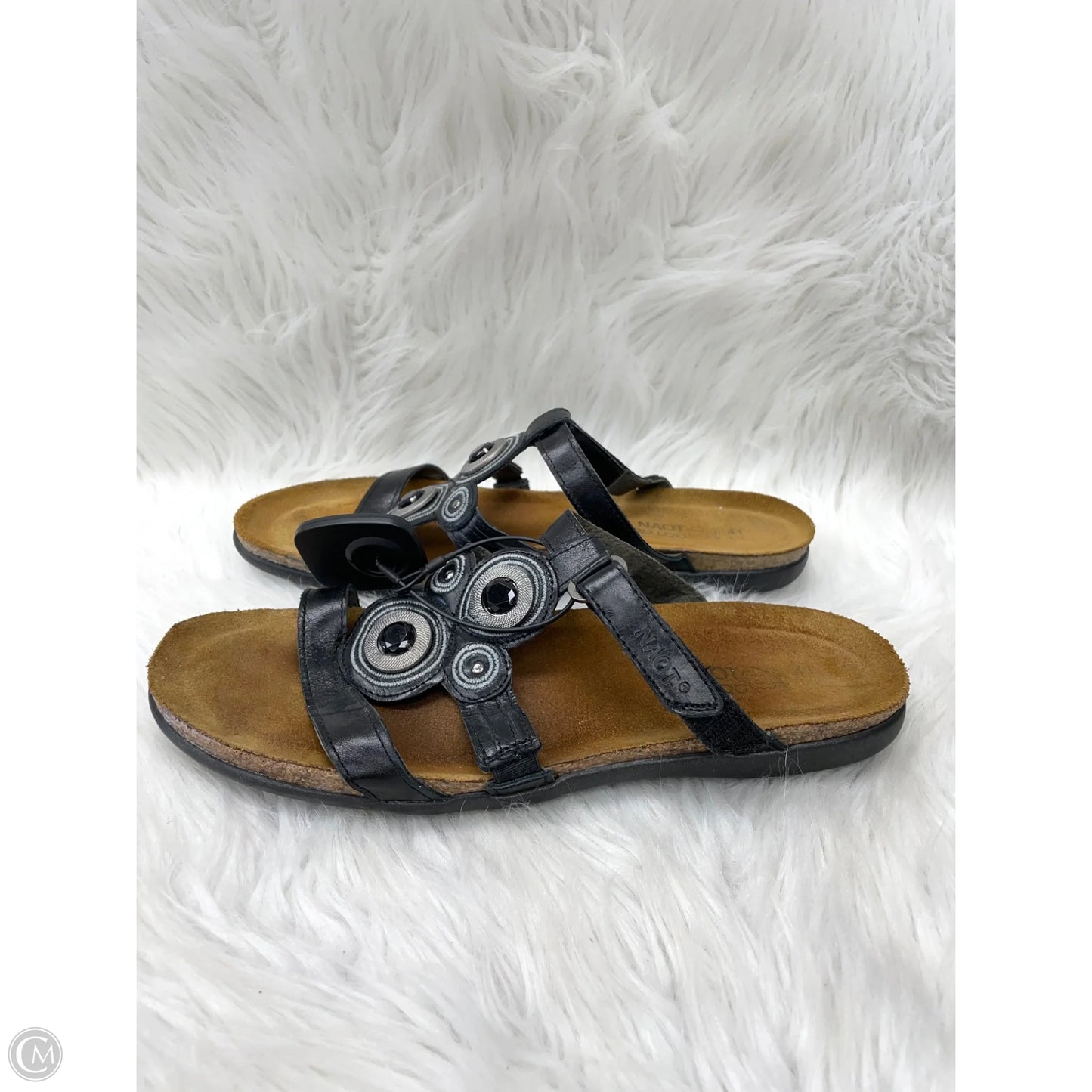 Sandals Flats By Naot In Black, Size: 10