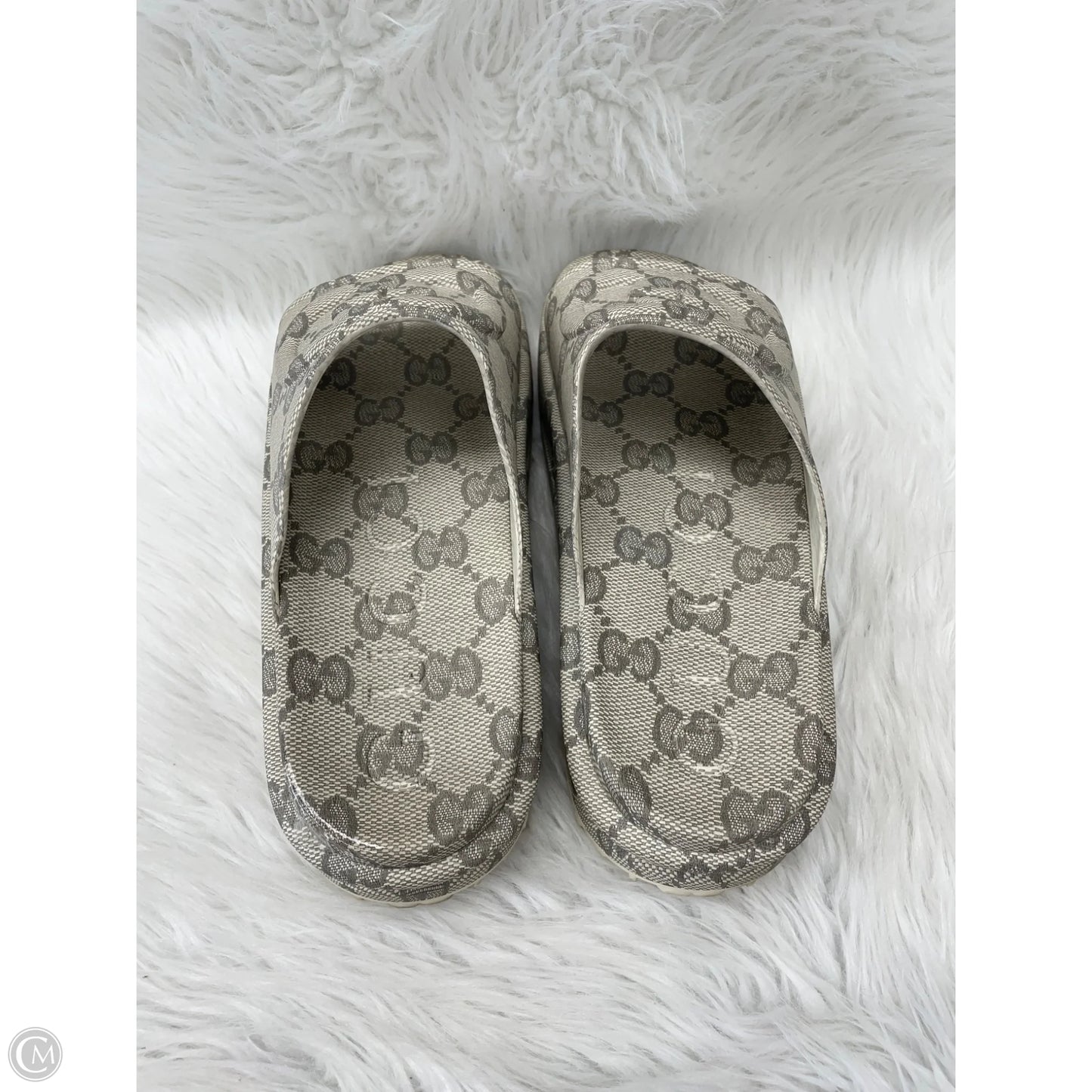 Sandals Luxury Designer By Gucci In Beige, Size: 11