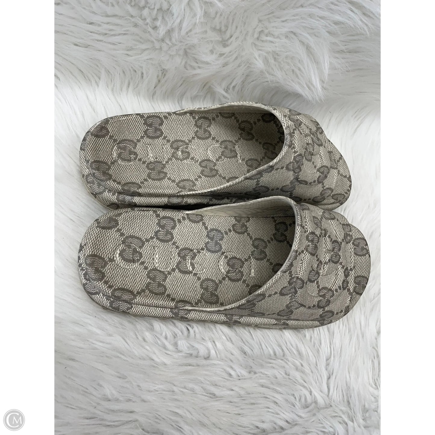 Sandals Luxury Designer By Gucci In Beige, Size: 11