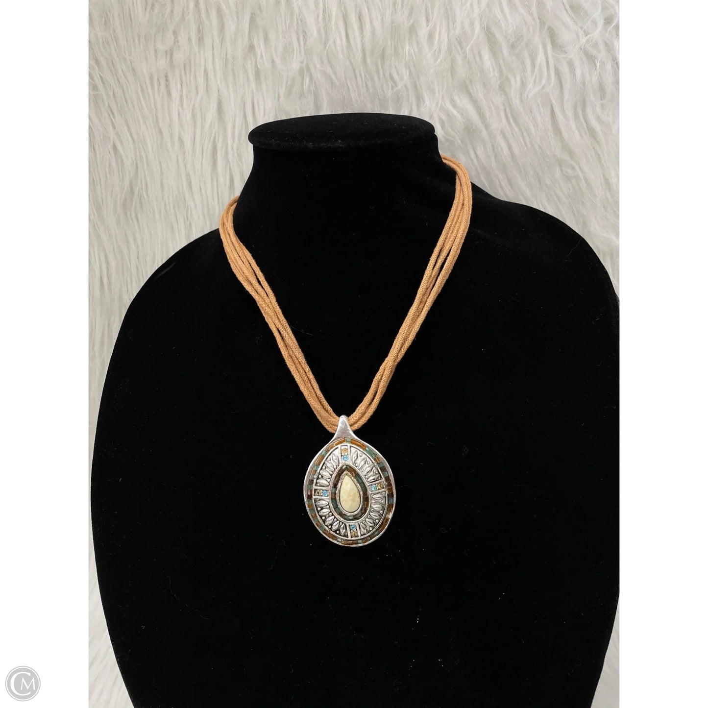 Necklace Pendant By Clothes Mentor