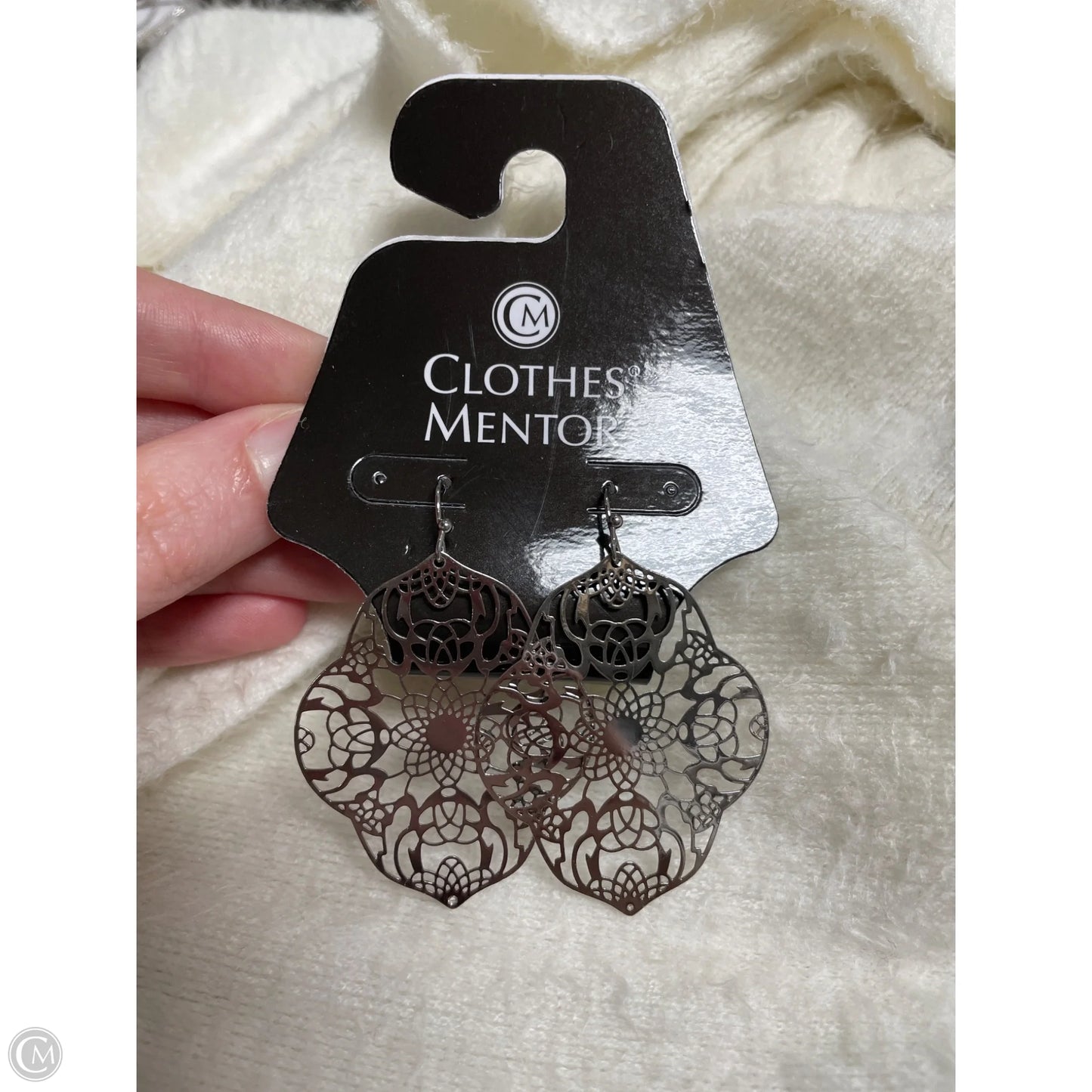 Earrings Dangle/drop By Clothes Mentor