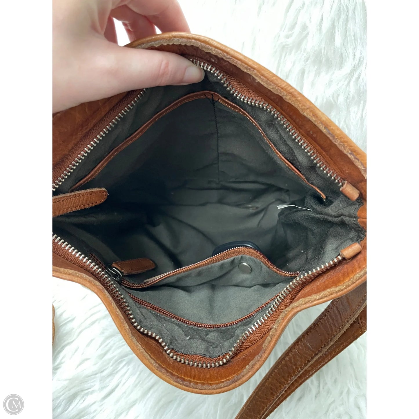 Crossbody Leather By Cmc, Size: Medium