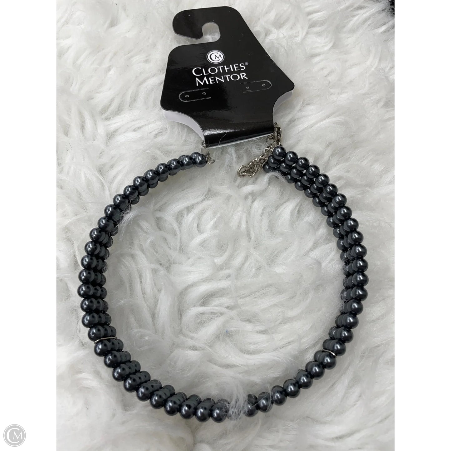 Necklace Choker & Collar By Clothes Mentor