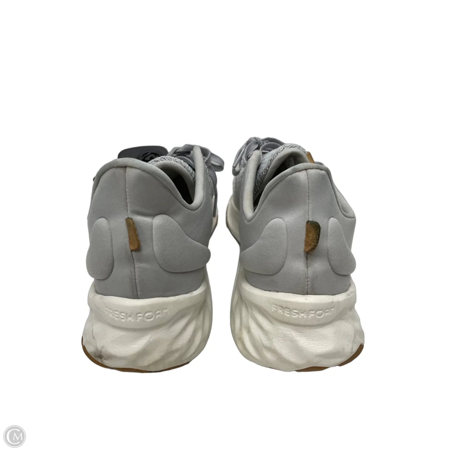 Shoes Athletic By New Balance In Grey & White, Size: 10