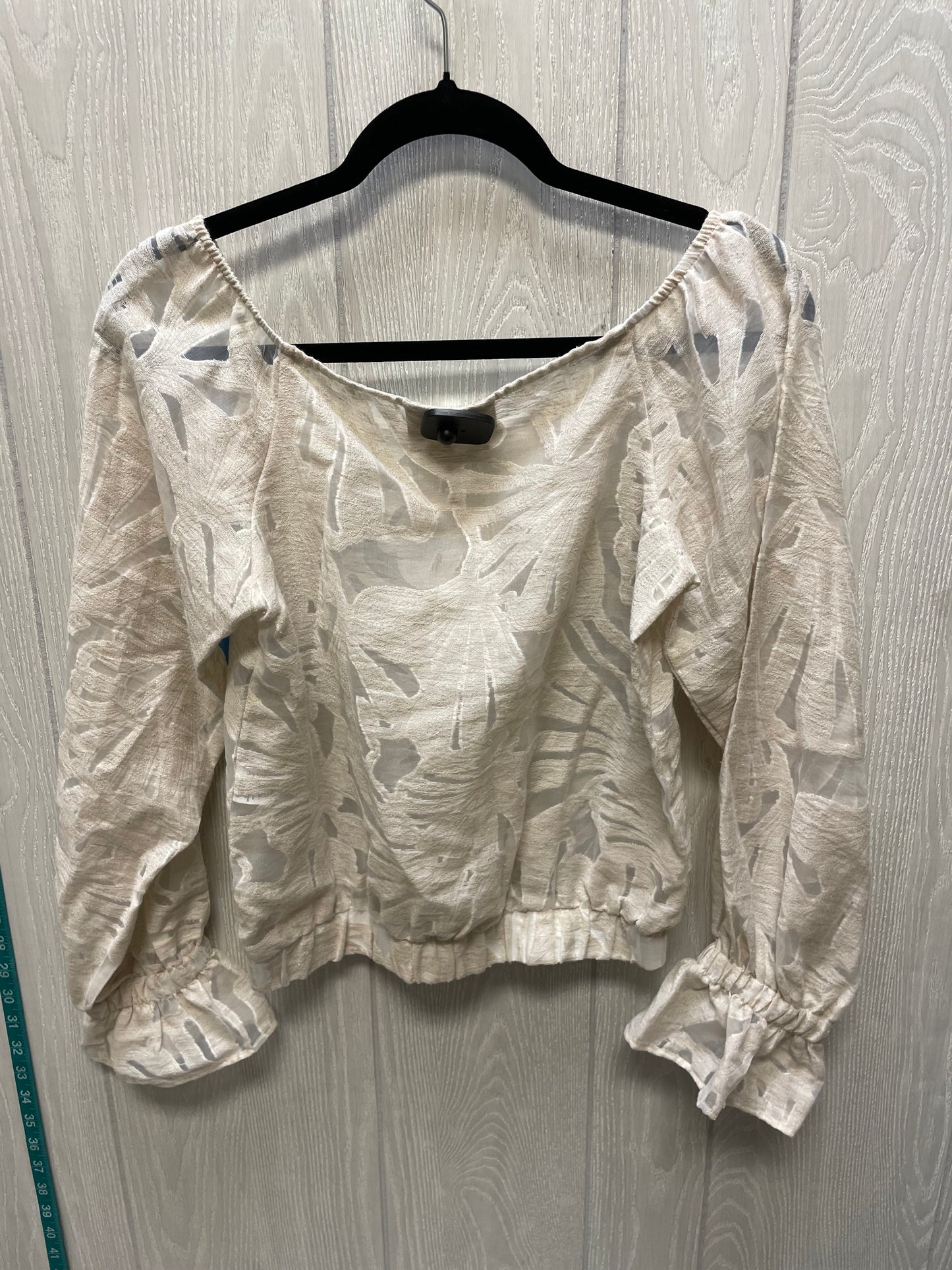 Top Long Sleeve By VELEZ In Beige, Size: S