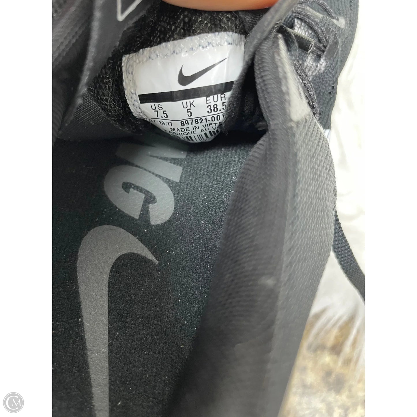 Shoes Athletic By Nike In Black & White, Size: 7.5