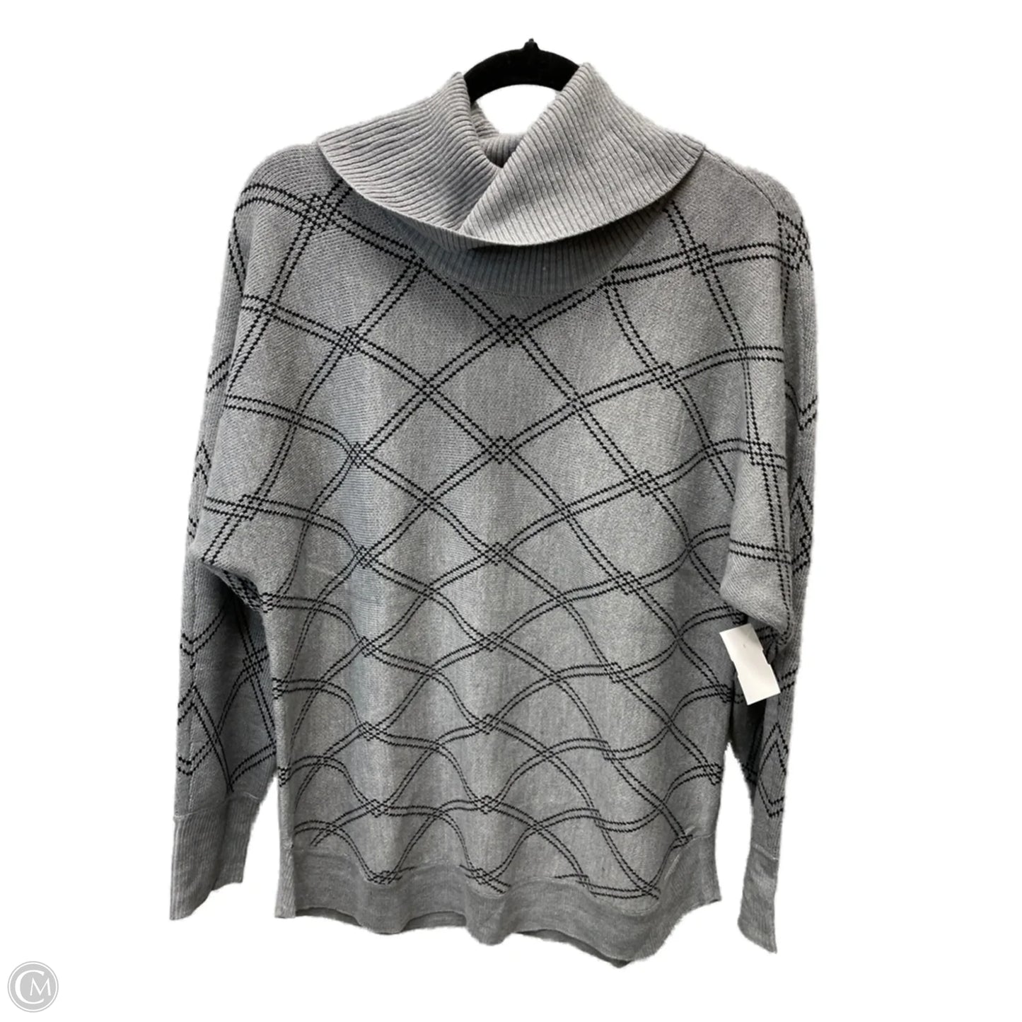Sweater By Liz Claiborne In Grey, Size: M
