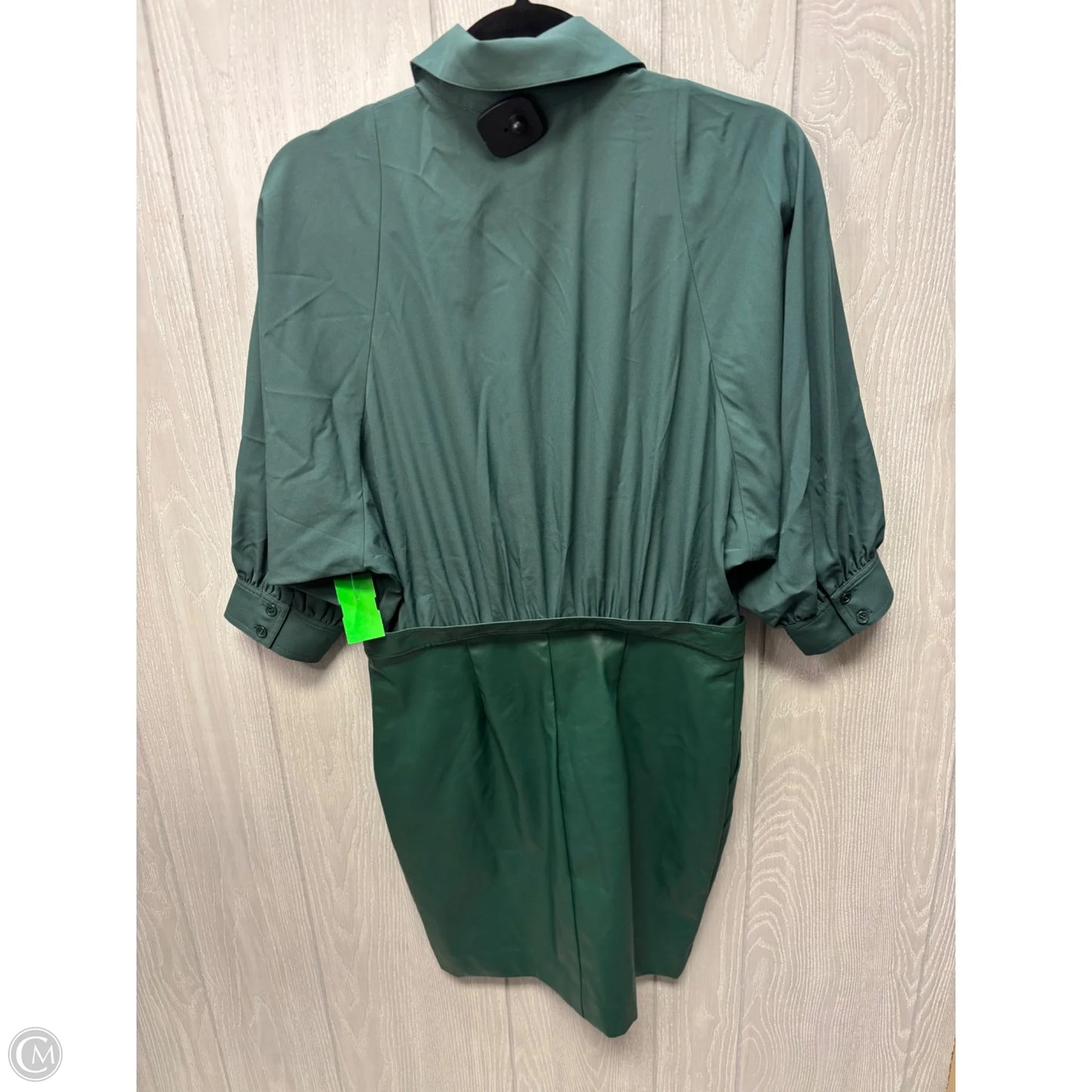 Dress Casual Short By gabrielle union In Green, Size: Xs