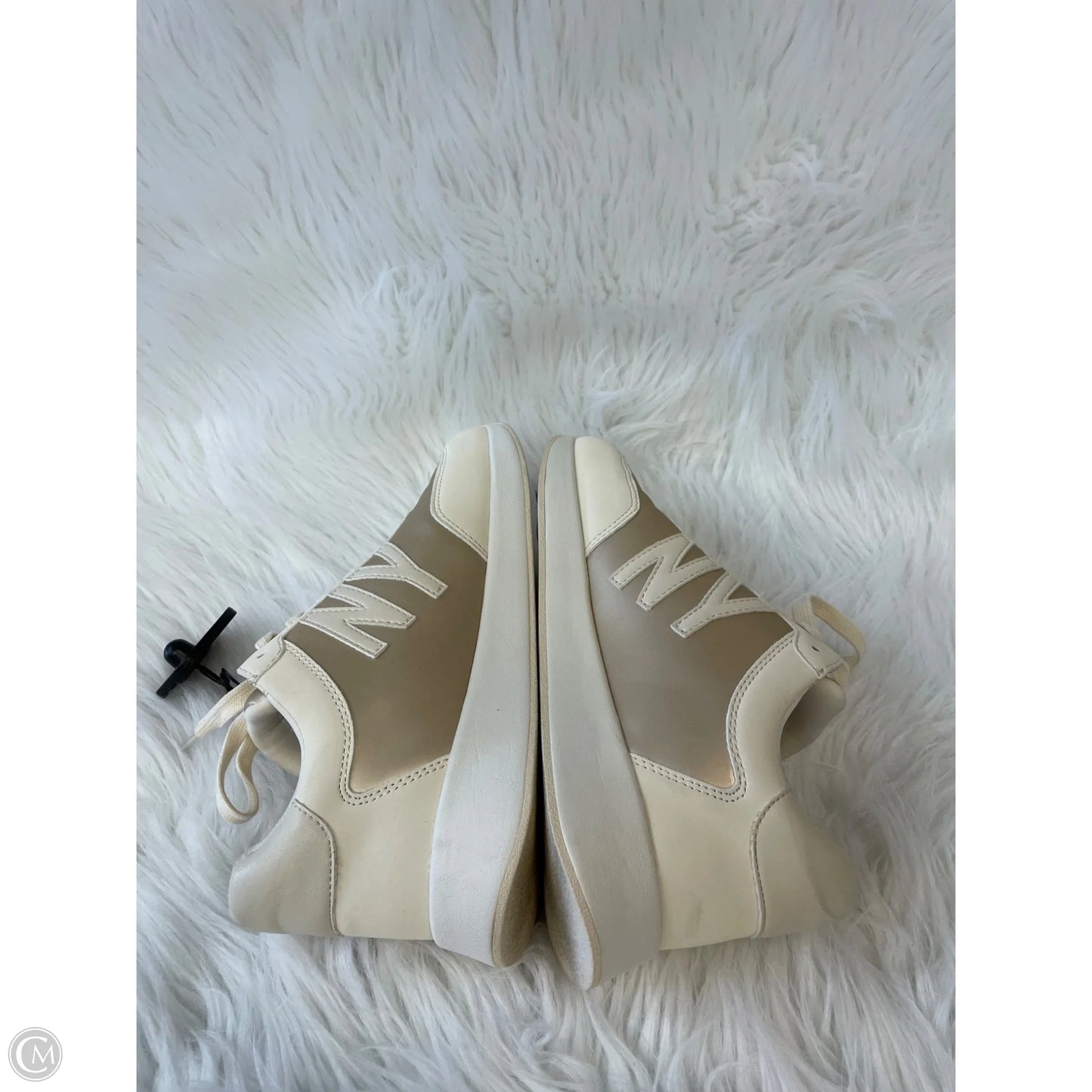 Shoes Sneakers By Dkny In Cream & Tan, Size: 7