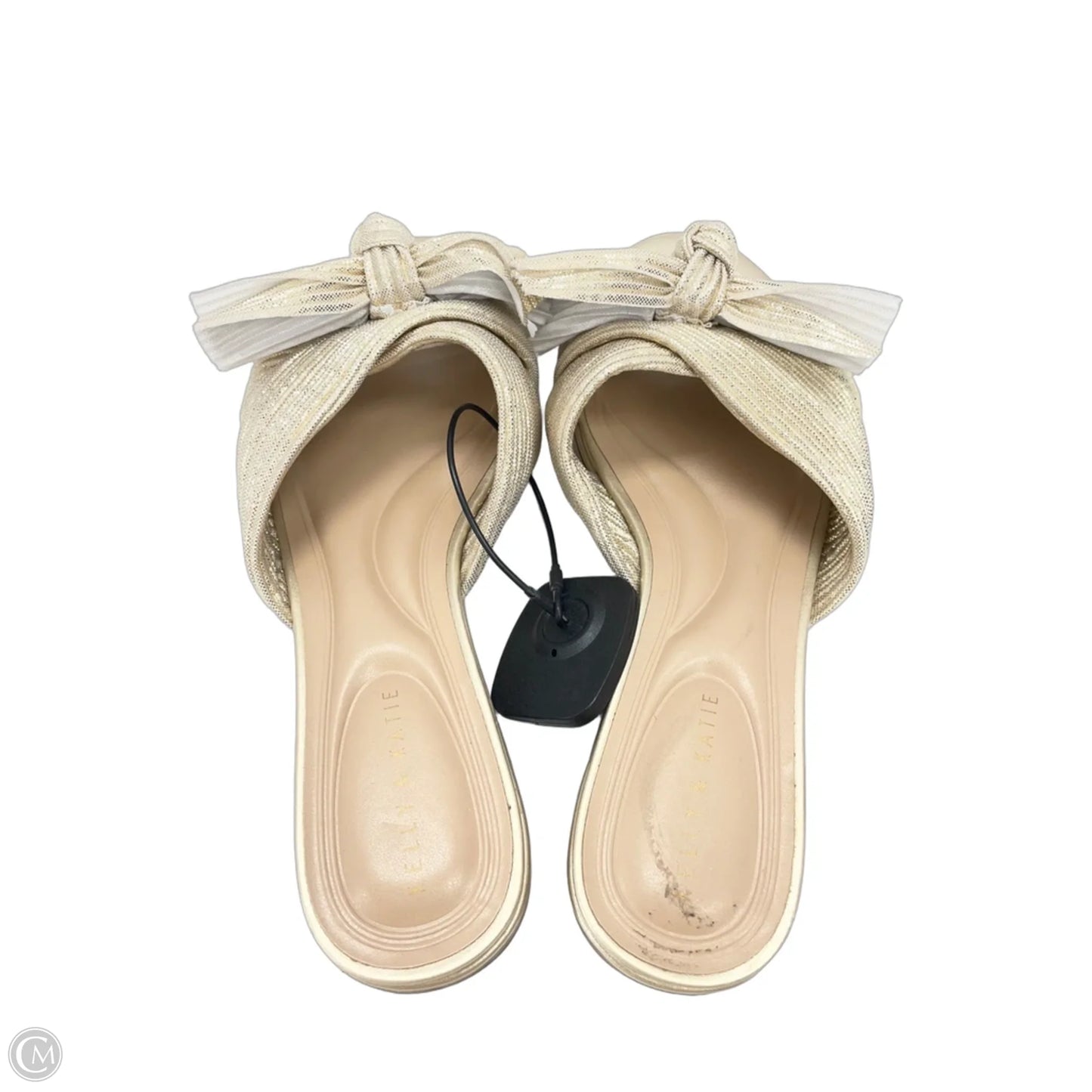 Sandals Flats By Kelly And Katie In Gold, Size: 6.5