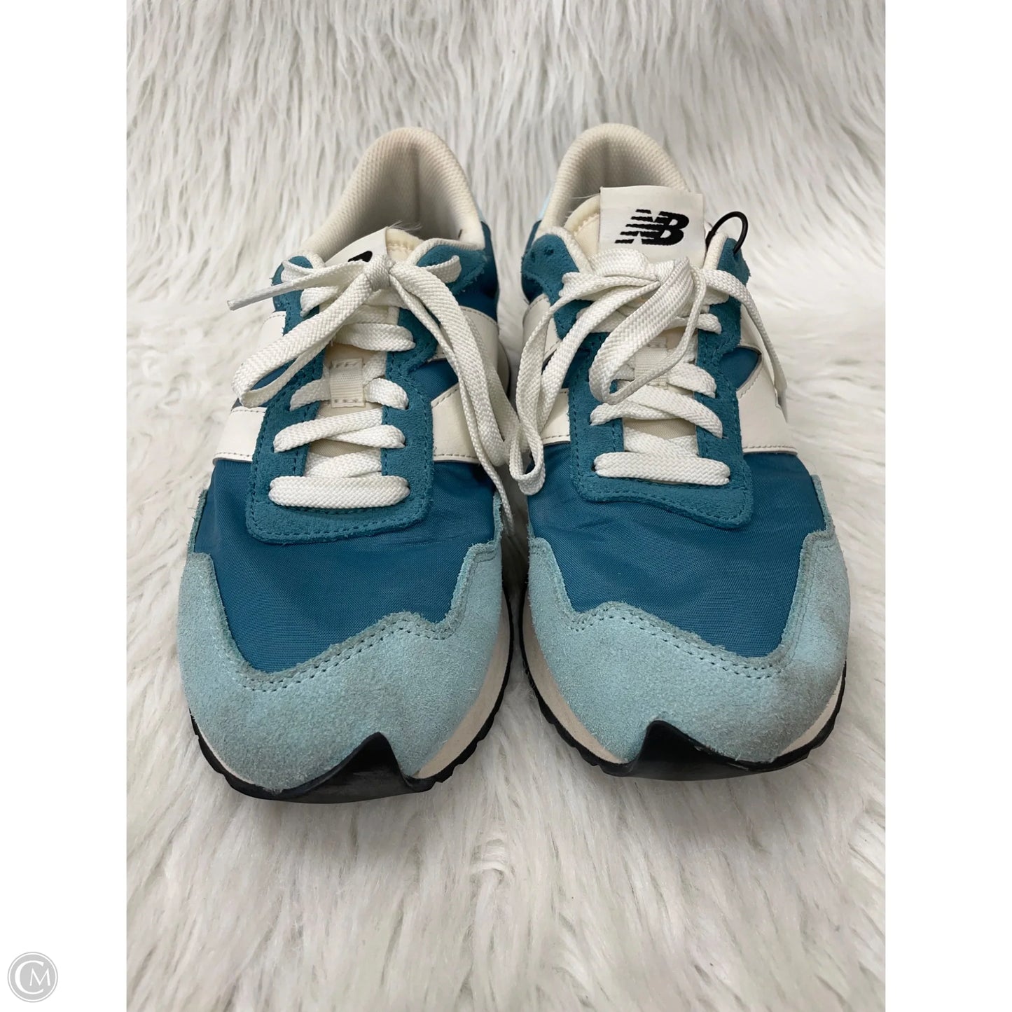 Shoes Athletic By New Balance In Black & White, Size: 9