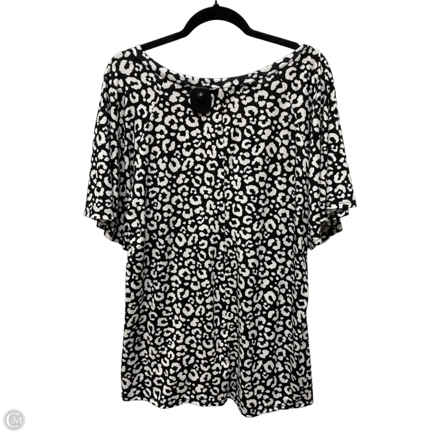 Top Short Sleeve By Haptics In Animal Print, Size: L