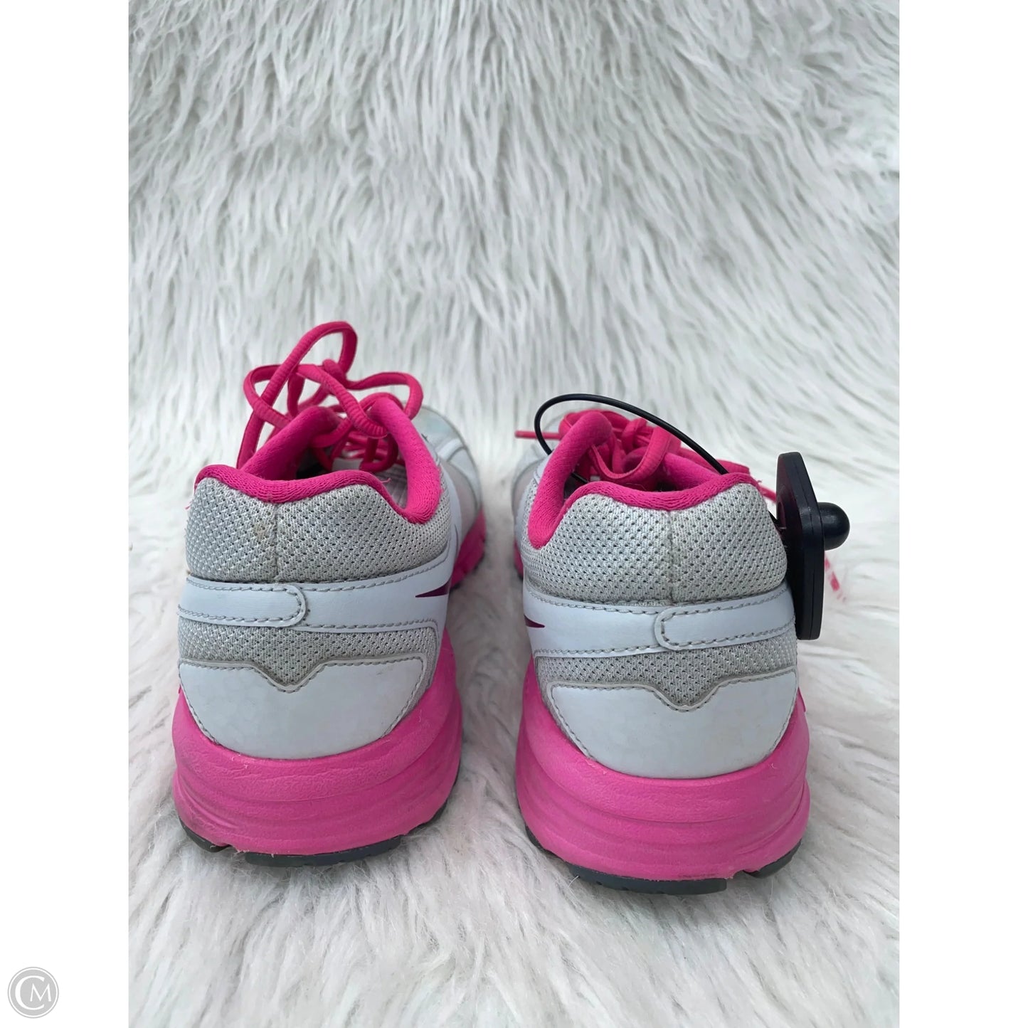Shoes Athletic By Nike In Grey & Pink, Size: 8