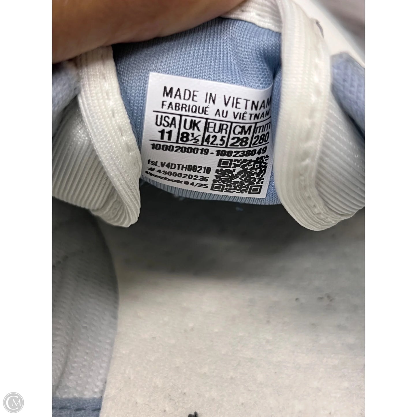 Shoes Sneakers By Reebok In Blue & White, Size: 9.5