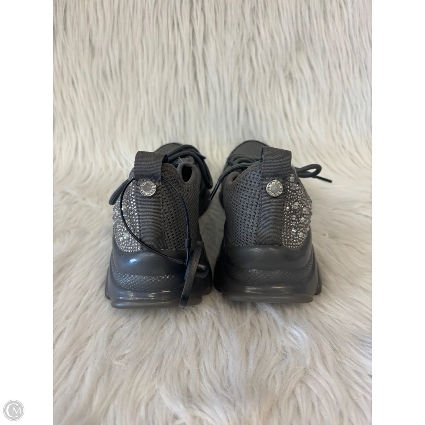 Shoes Sneakers By Steve Madden In Grey, Size: 7.5