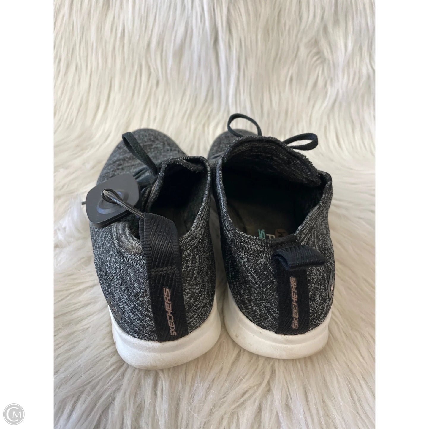 Shoes Athletic By Skechers In Grey & White, Size: 8.5