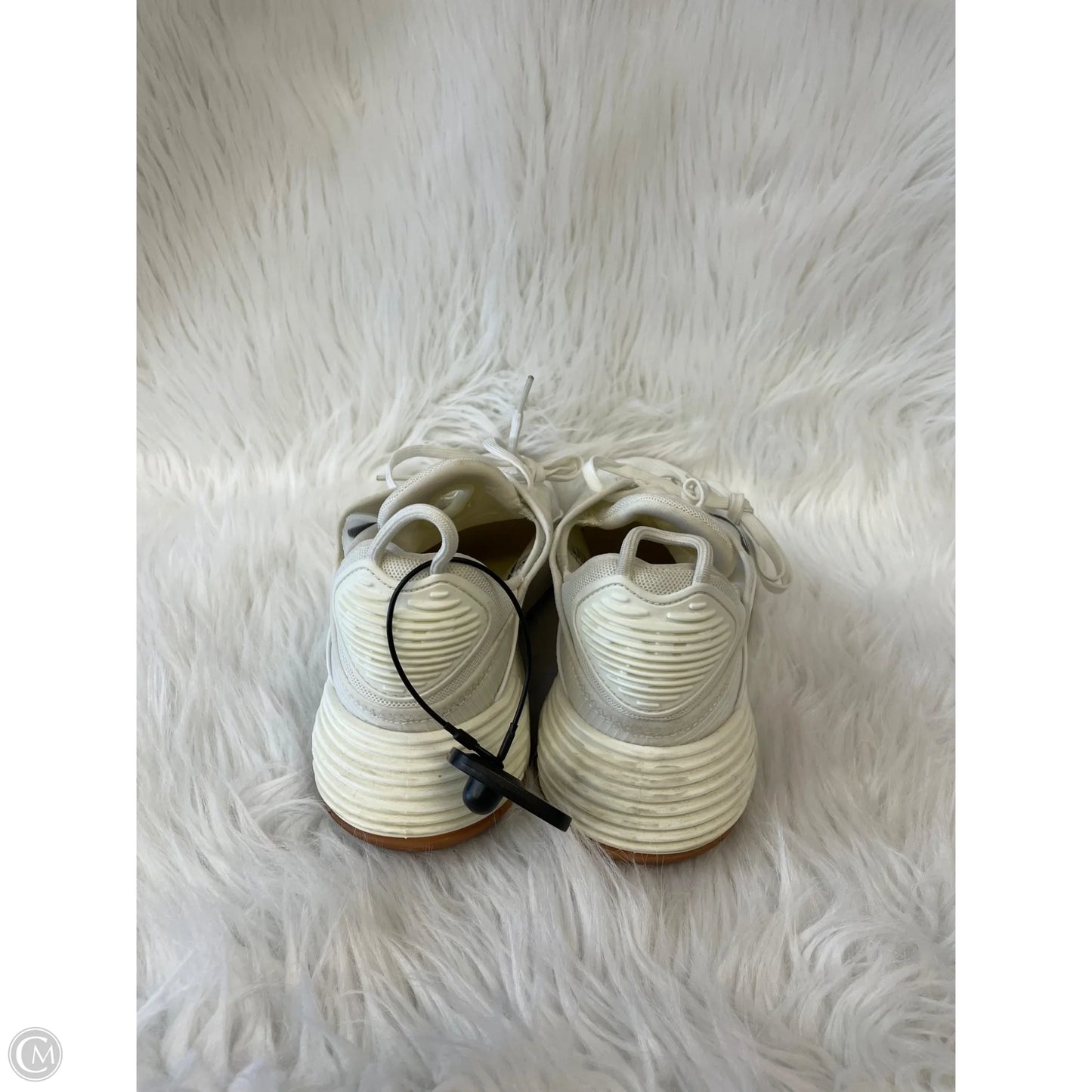 Shoes Athletic By Nike In Cream, Size: 8.5