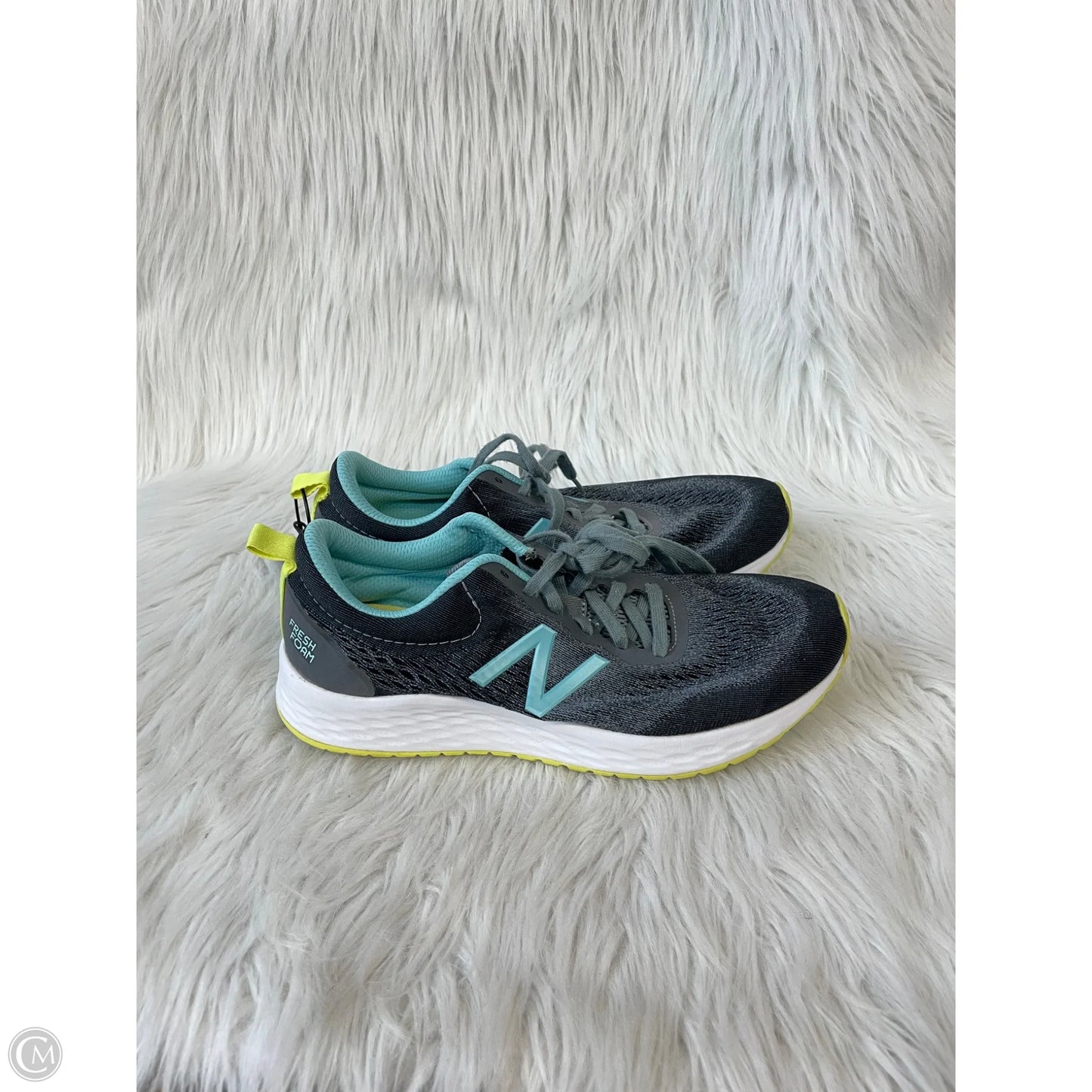 Shoes Athletic By New Balance In Blue & Grey, Size: 9.5