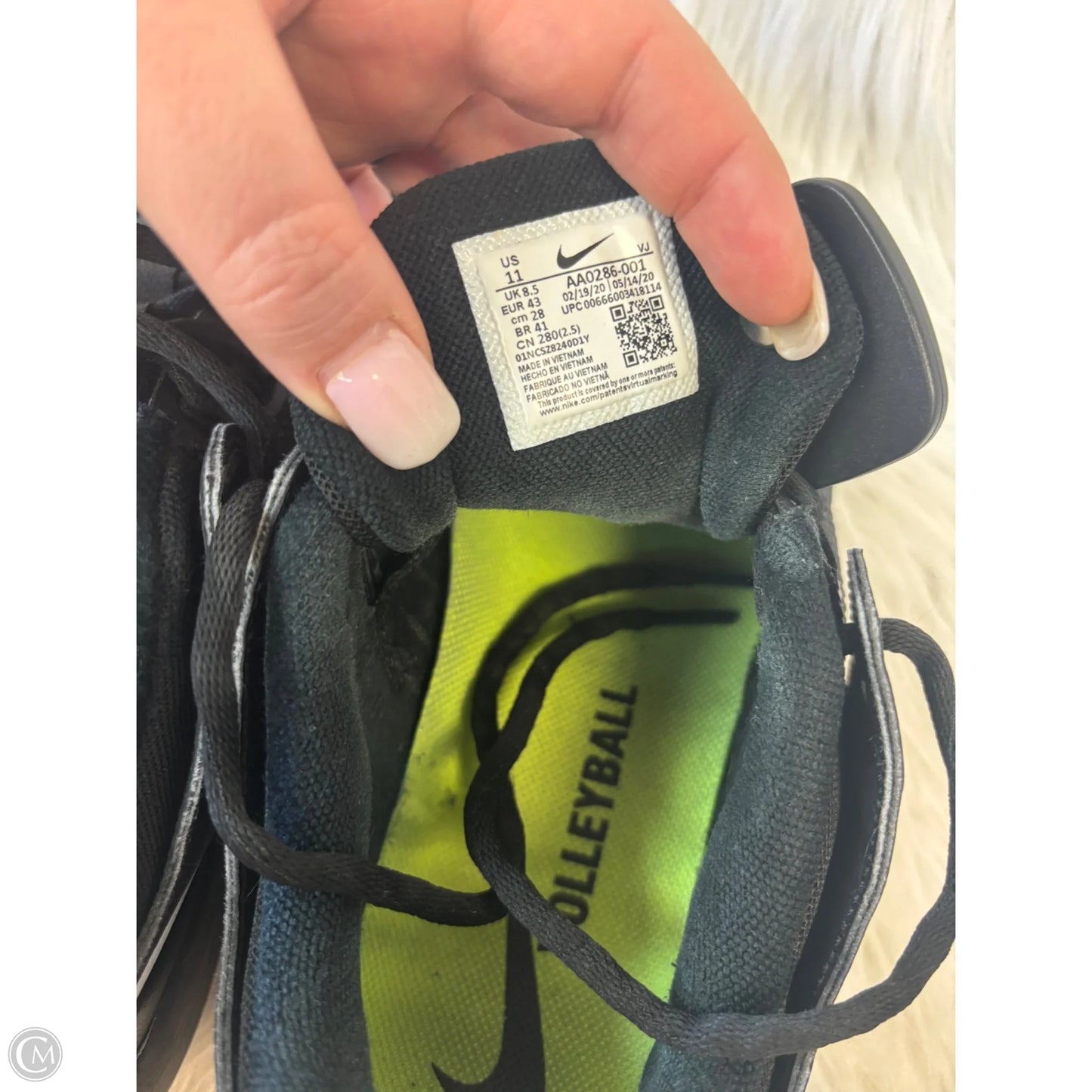 Shoes Athletic By Nike In Black & White, Size: 11