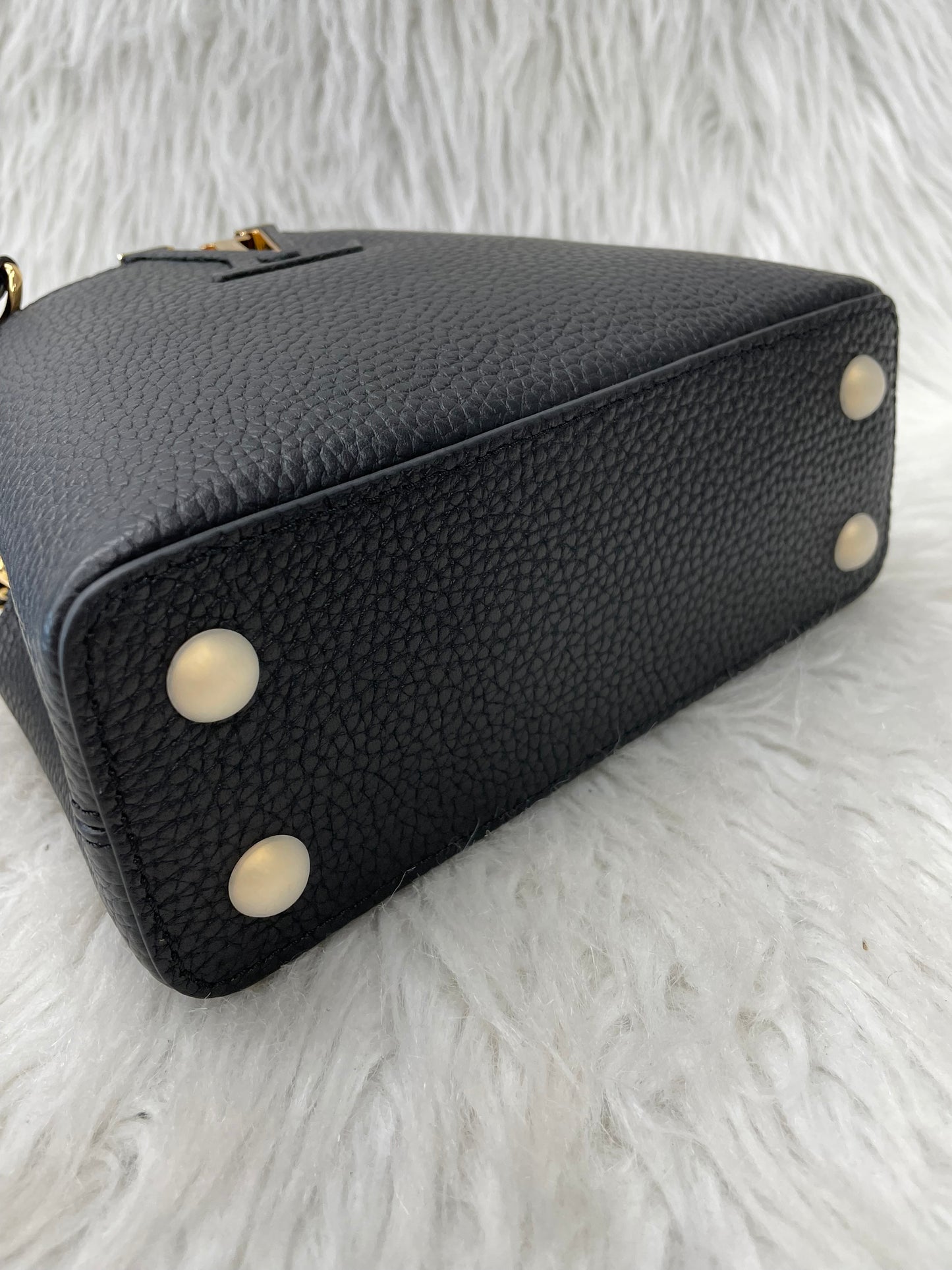 CROSSBODY LUXURY DESIGNER by LOUIS VUITTON In BLACK, Size: SMALL