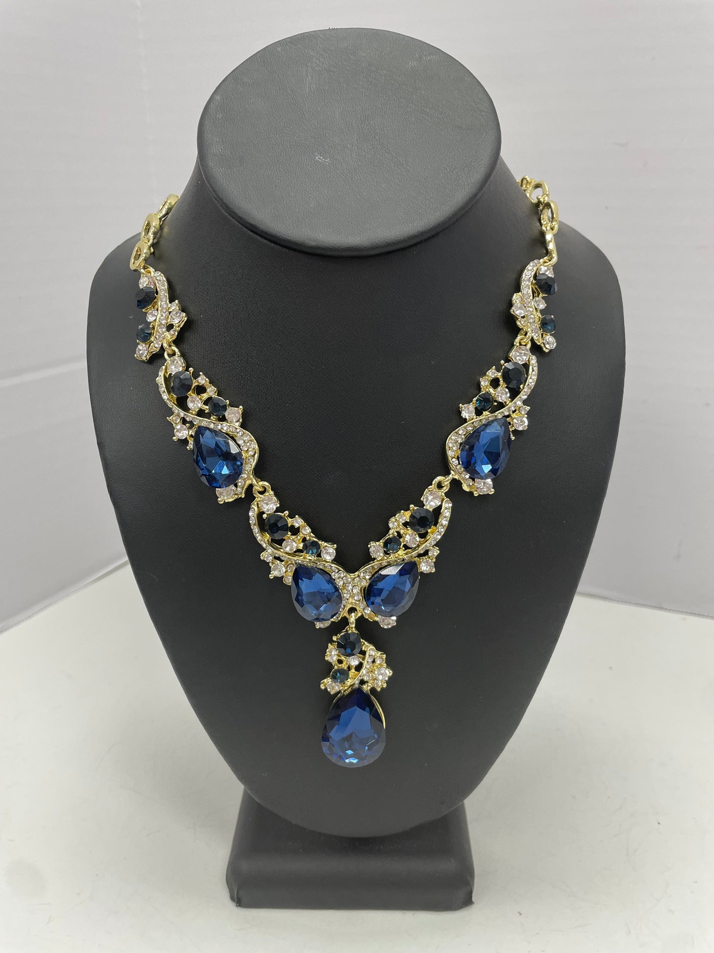 Necklace Set By Clothes Mentor, Size: 02 Piece Set