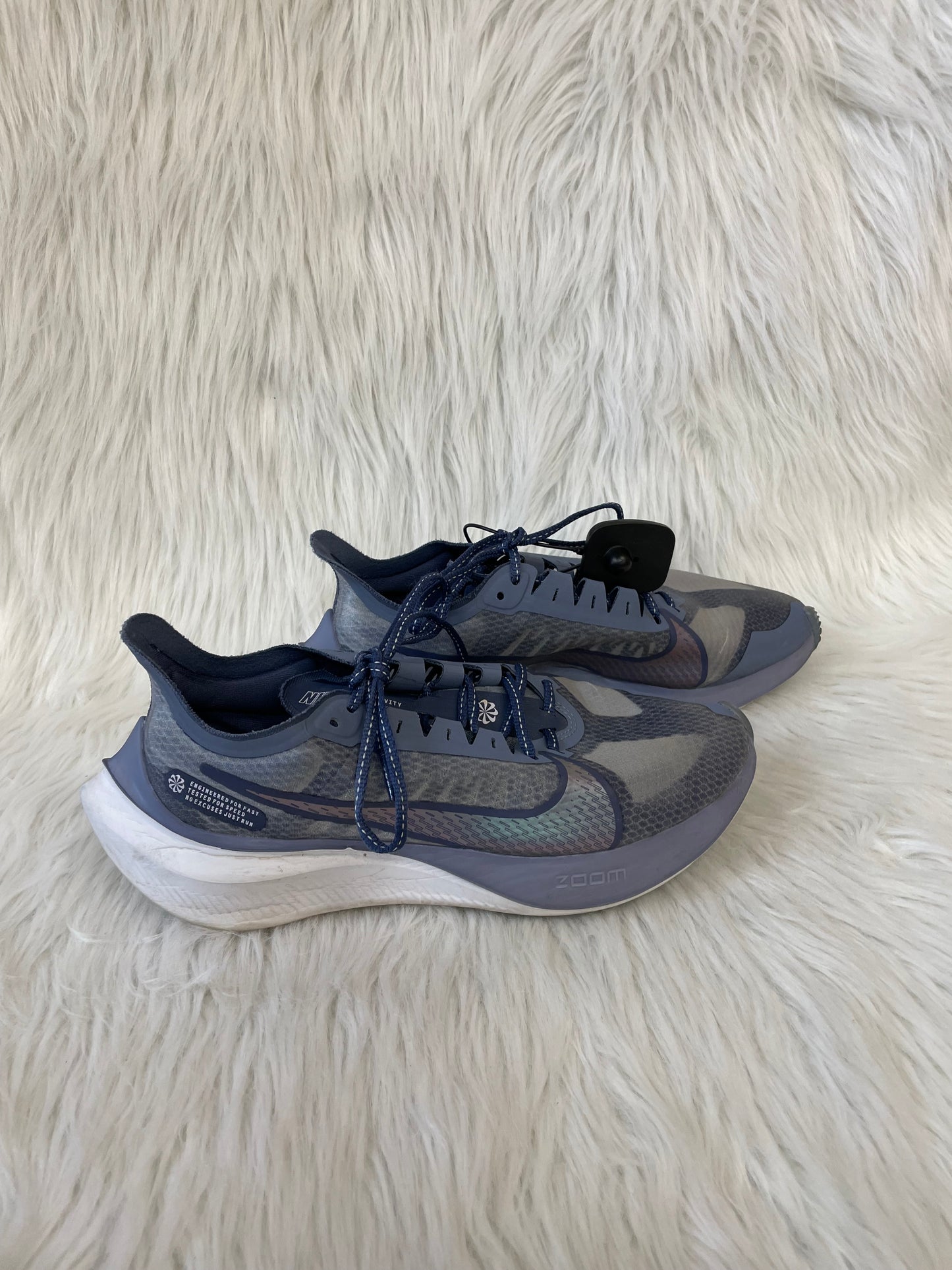 Shoes Athletic By Nike  Size: 9.5