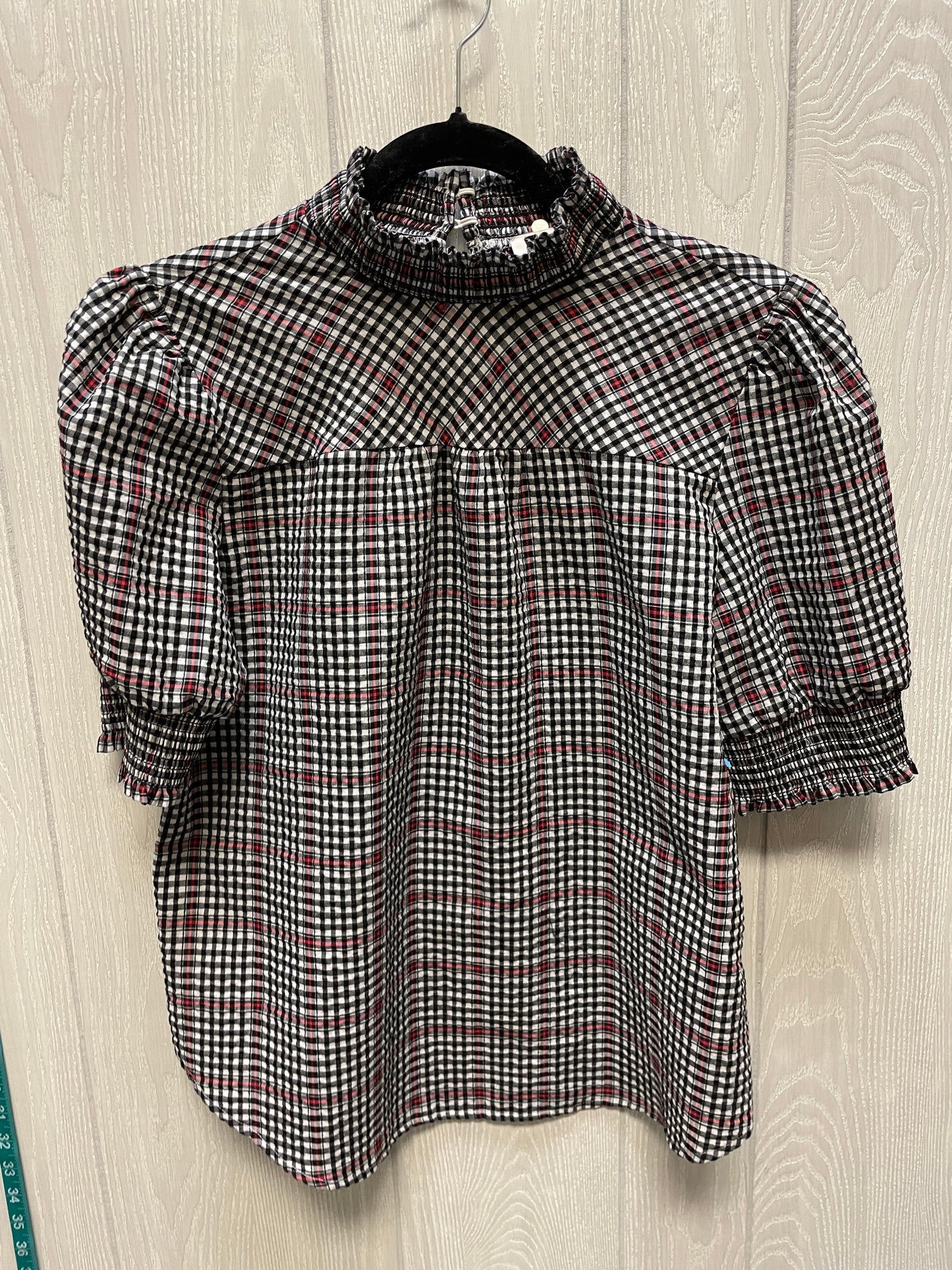 Top Short Sleeve By Loft In Checkered Pattern, Size: S