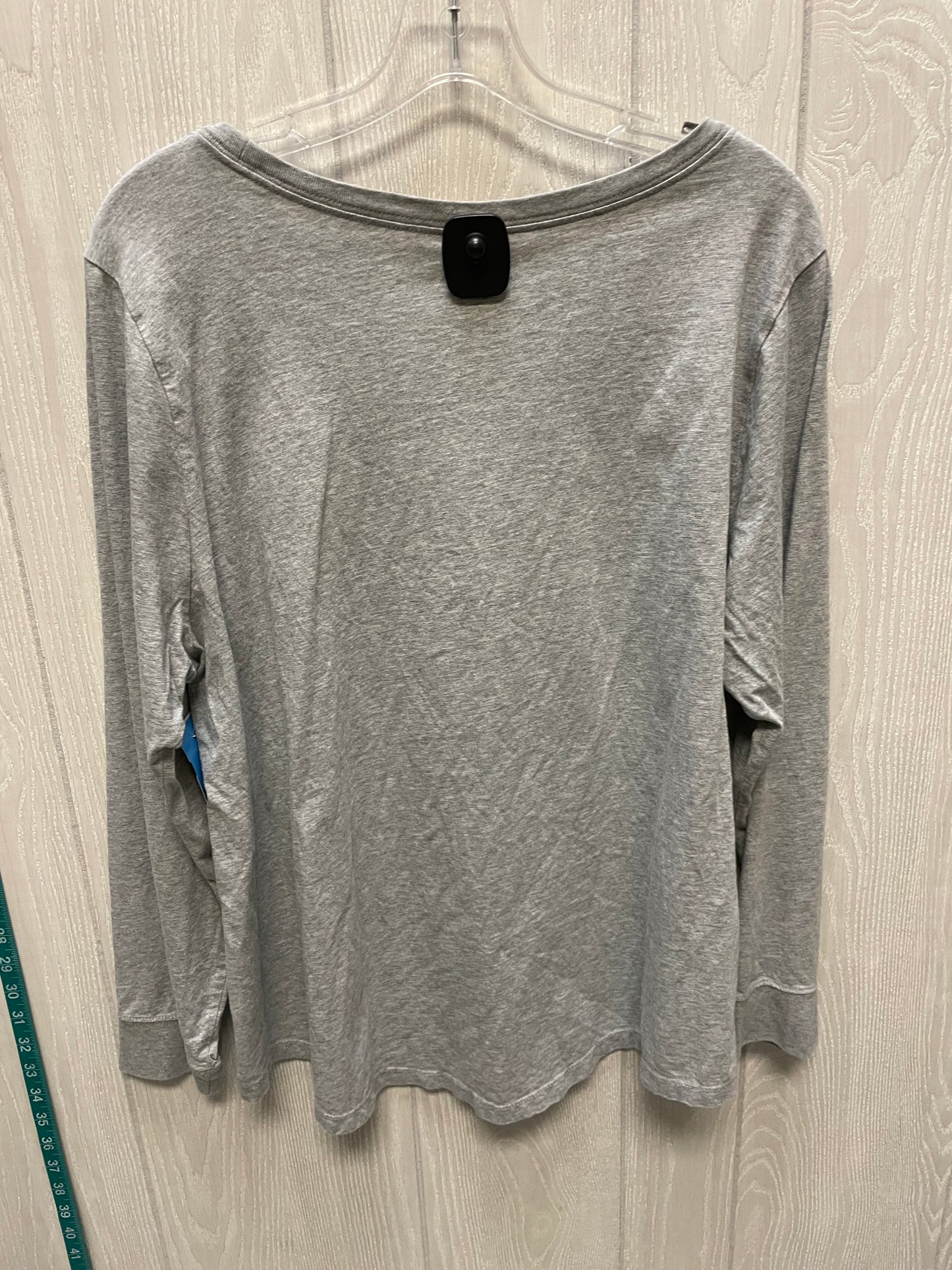 Top Long Sleeve By Nike Apparel In Grey, Size: 1x