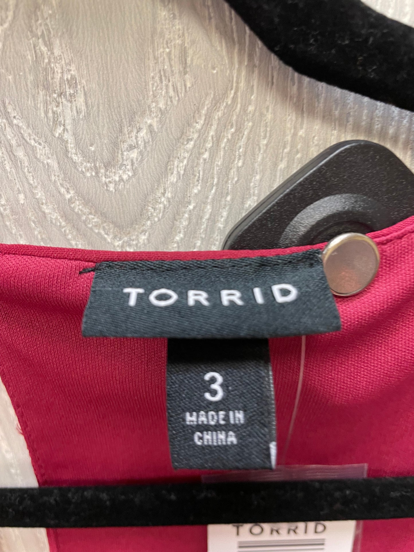 Dress Casual Short By Torrid In Red, Size: 3x