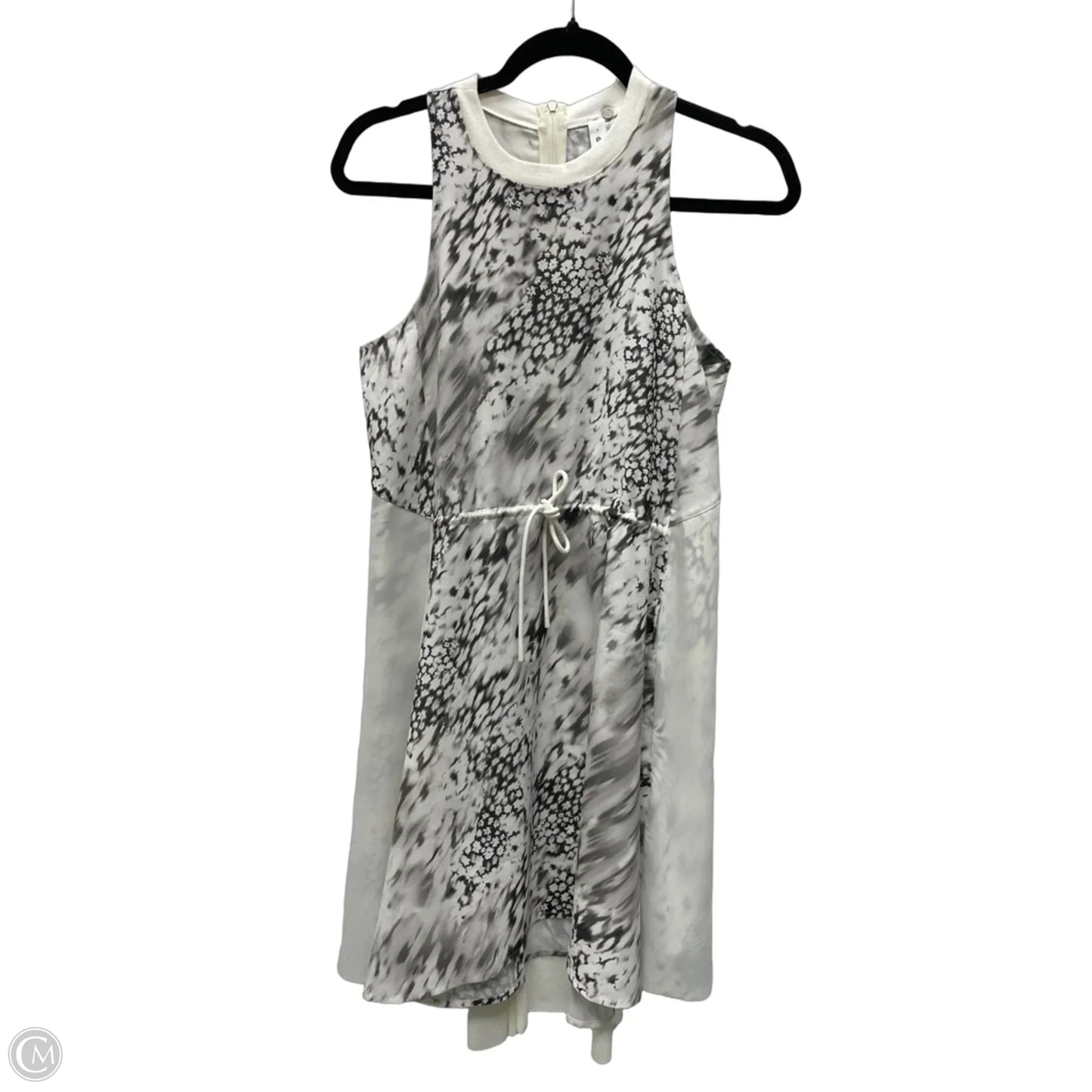 Dress Athletic Short By Lululemon In Cream & Green, Size: S