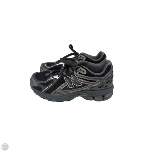 Shoes Athletic By New Balance In Black & Grey, Size: 8.5