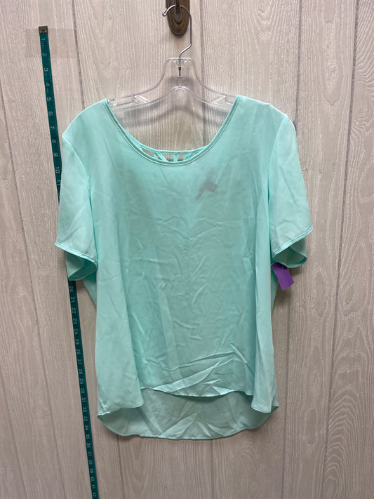 Blouse Short Sleeve By Zac And Rachel  Size: L