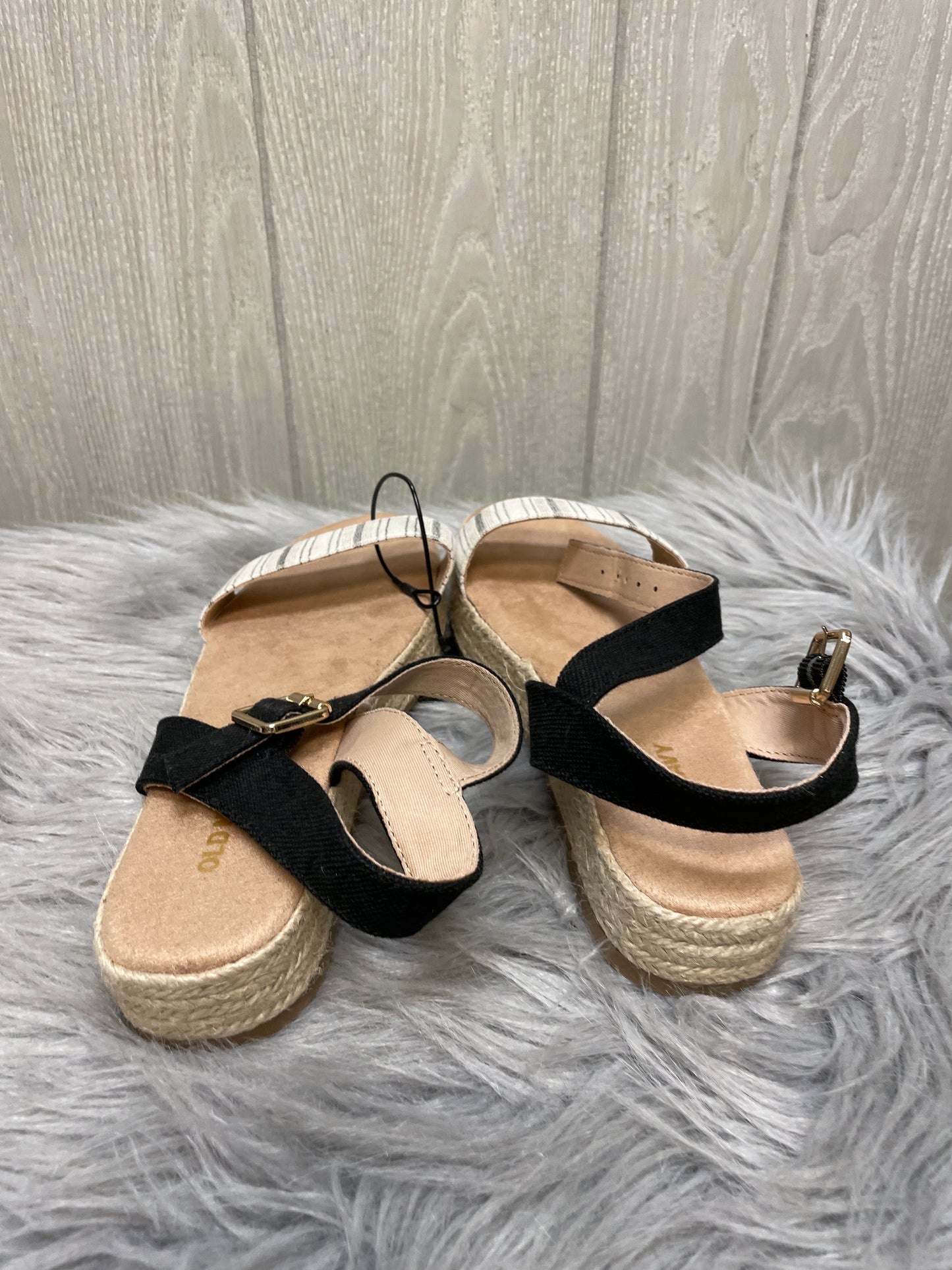 Sandals Heels Wedge By Old Navy In Black & Cream, Size: 7.5