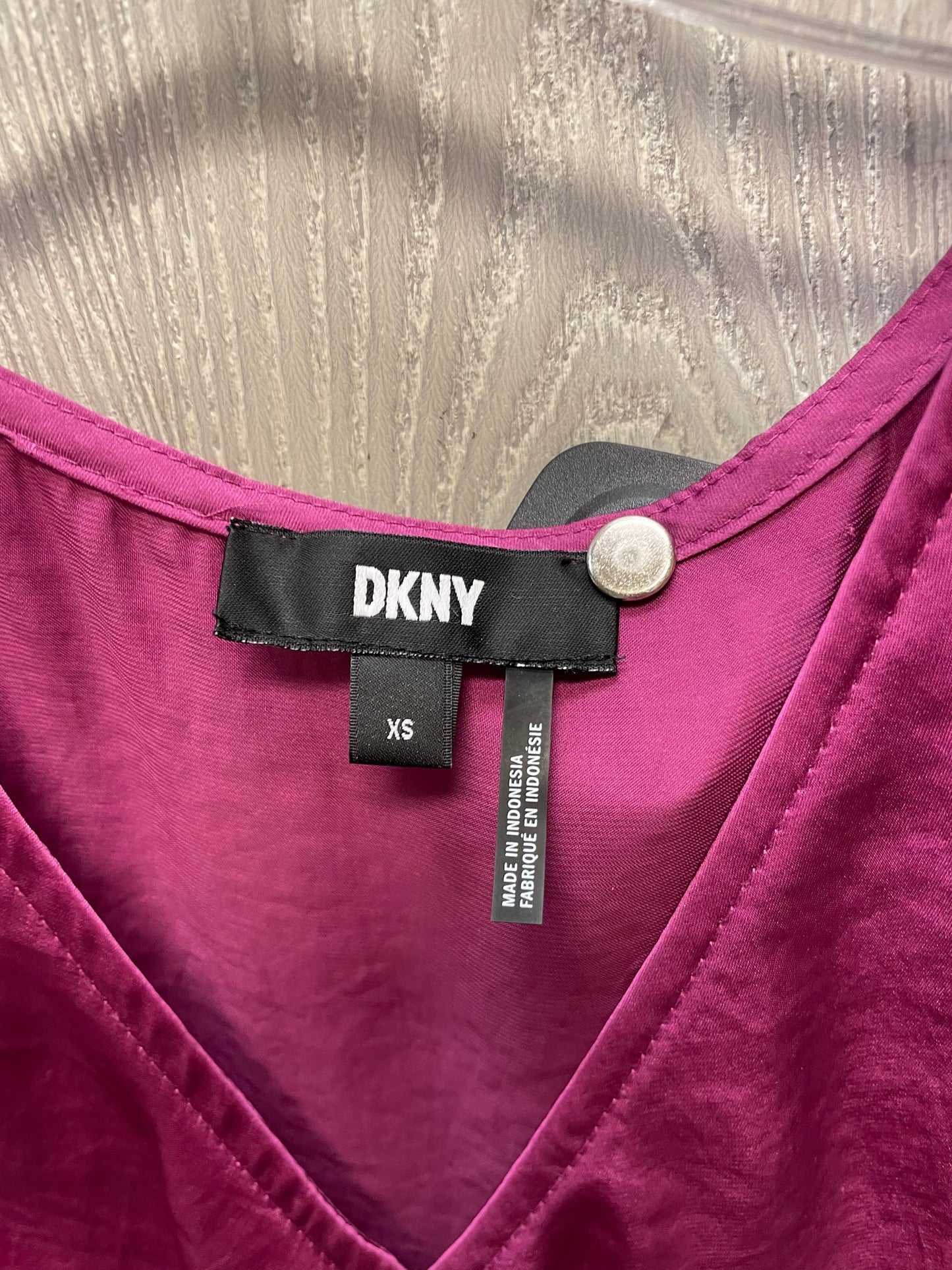 Blouse Short Sleeve By Dkny In Purple, Size: Xs