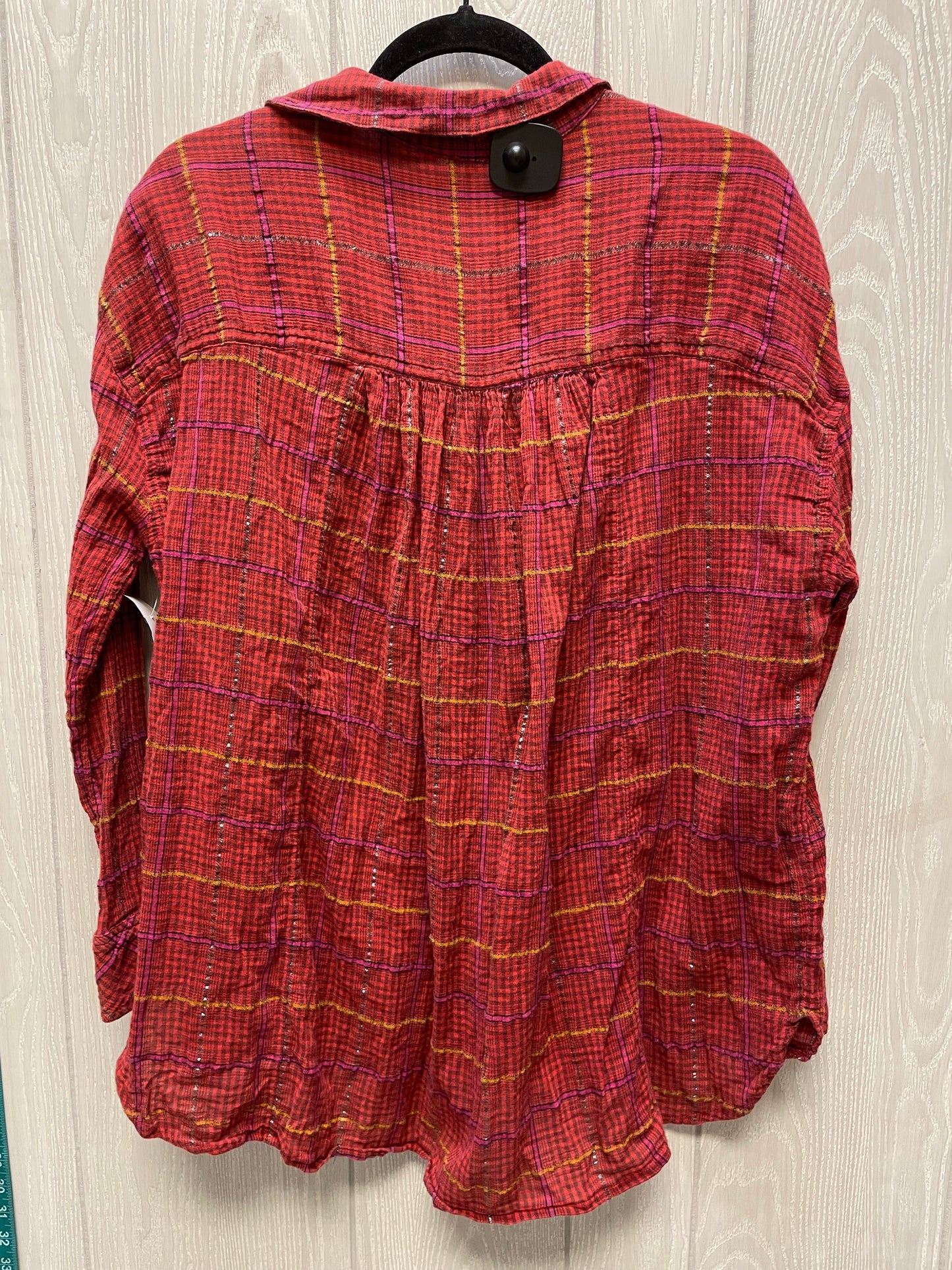 Top Long Sleeve By Free People In Plaid Pattern, Size: S