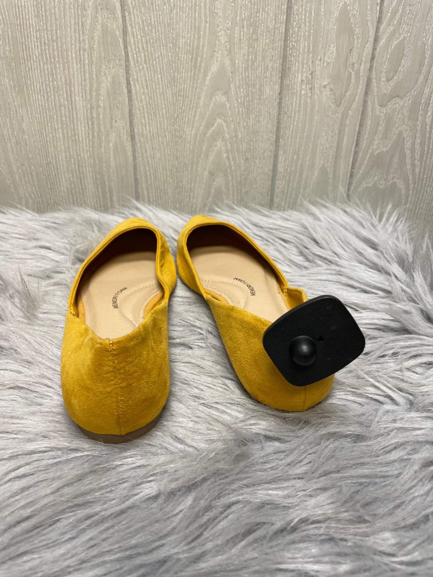 Shoes Flats By Time And Tru In Yellow, Size: 7