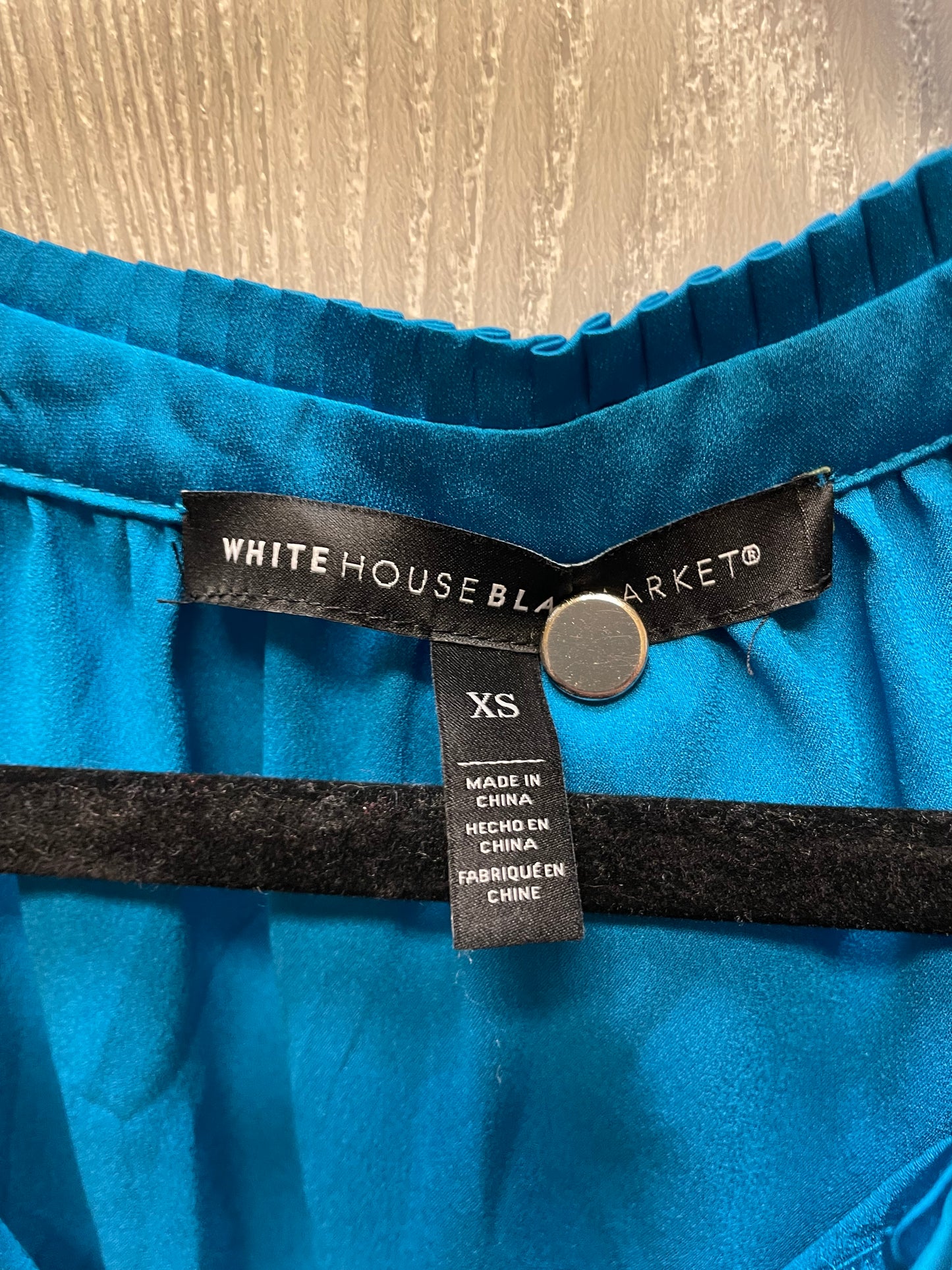 Blouse Long Sleeve By White House Black Market In Blue, Size: Xs