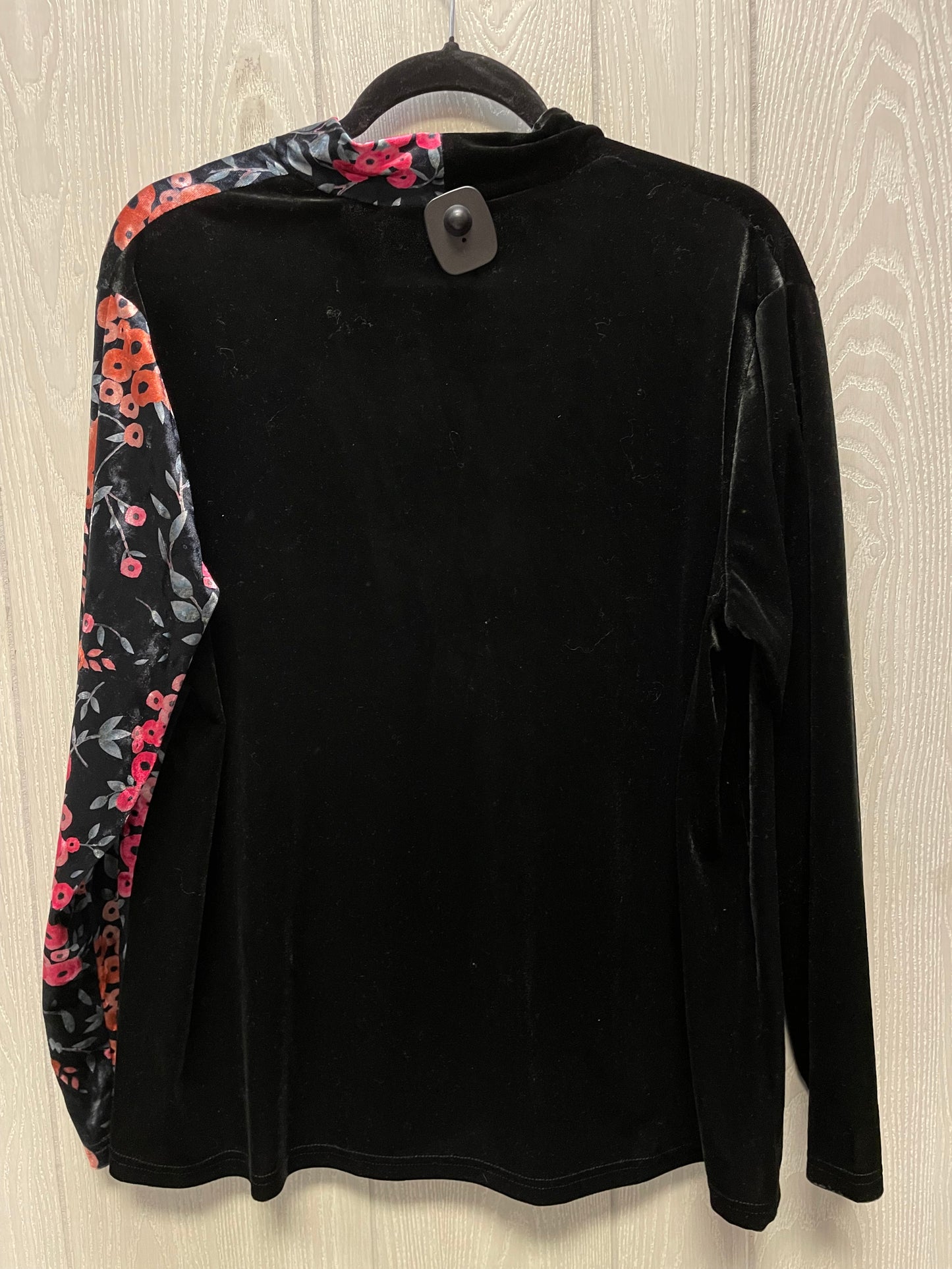 Top Long Sleeve By Shein In Black, Size: Xl