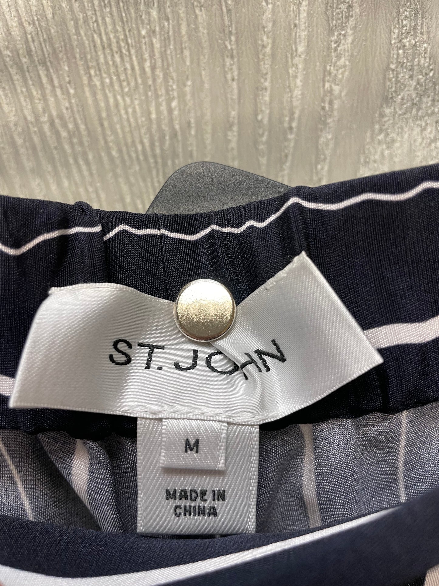 Pants Luxury Designer By St. John In Striped Pattern, Size: 8