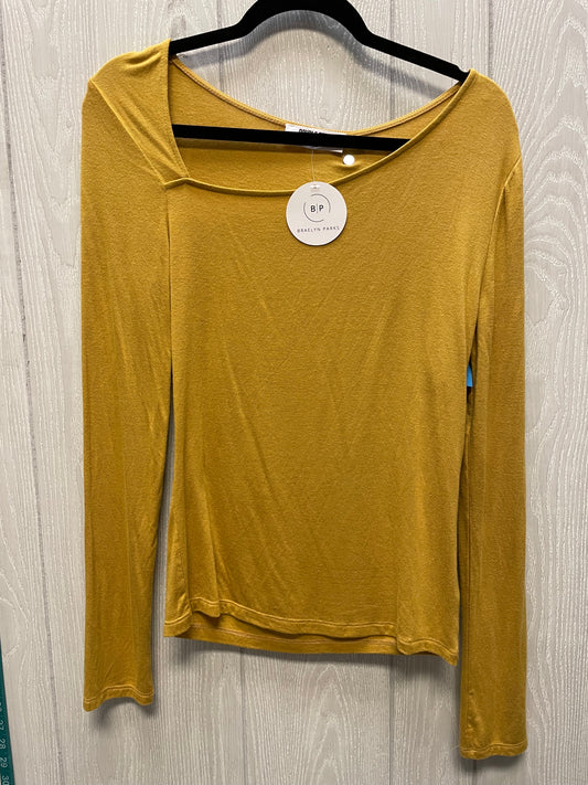 Top Long Sleeve By Double Zero In Yellow, Size: L